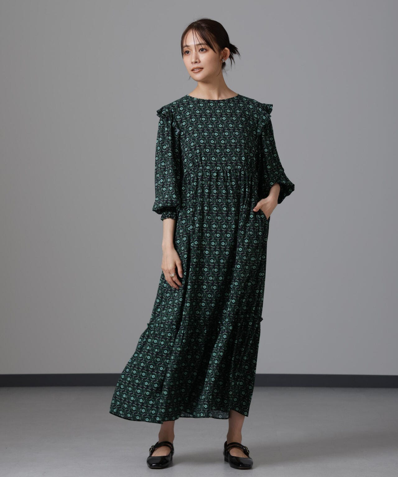 サークルフラワープリントワンピース 6694219334