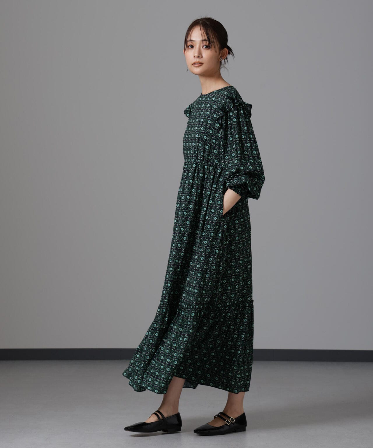 サークルフラワープリントワンピース 6694219334