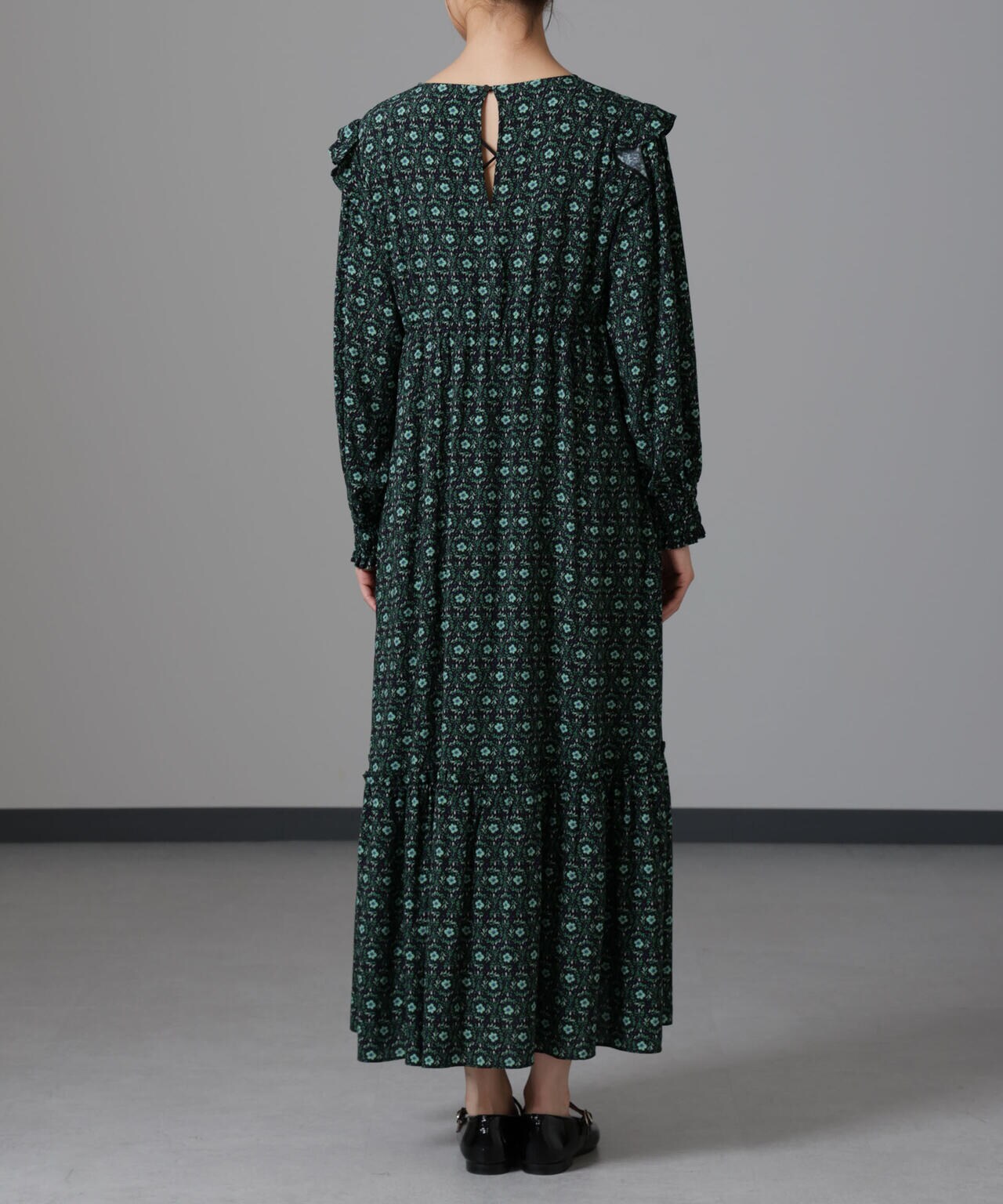 サークルフラワープリントワンピース 6694219334