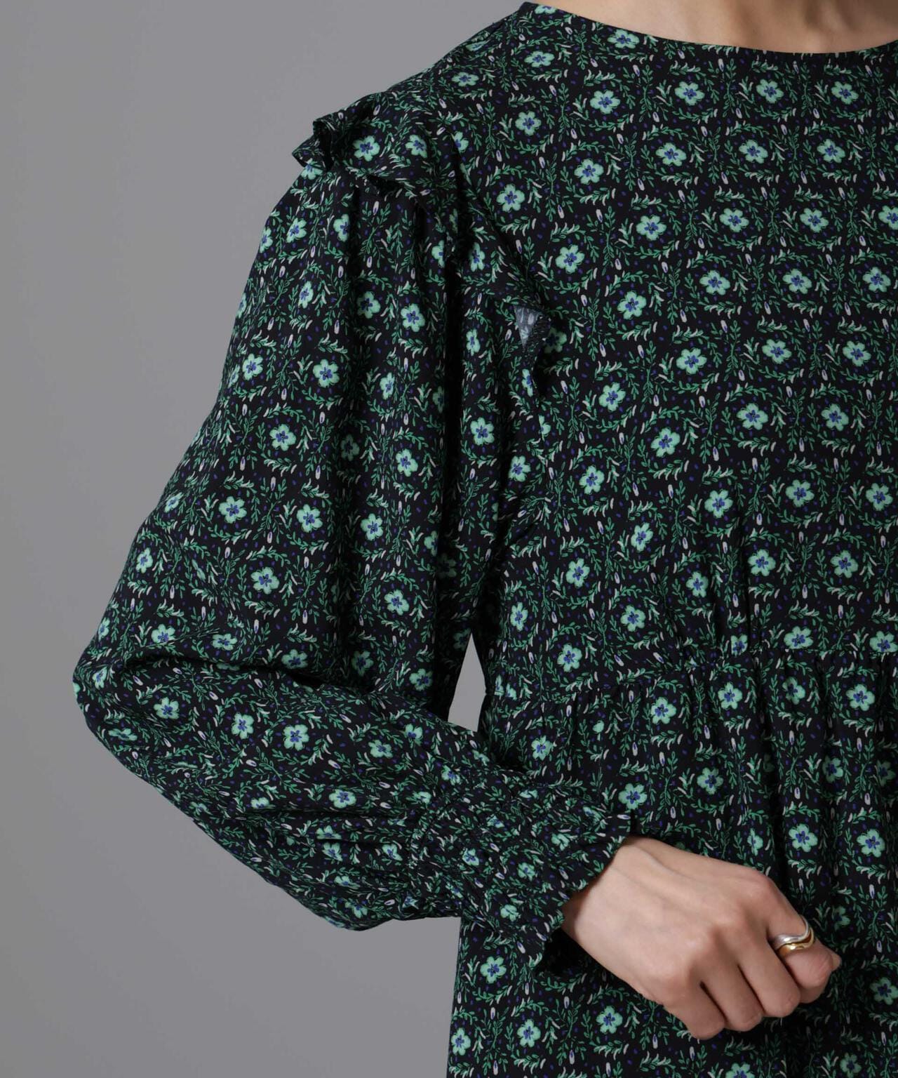 サークルフラワープリントワンピース 6694219334