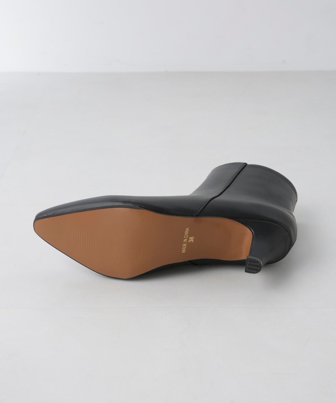 ポインテッドトゥショートブーツ 6694233304