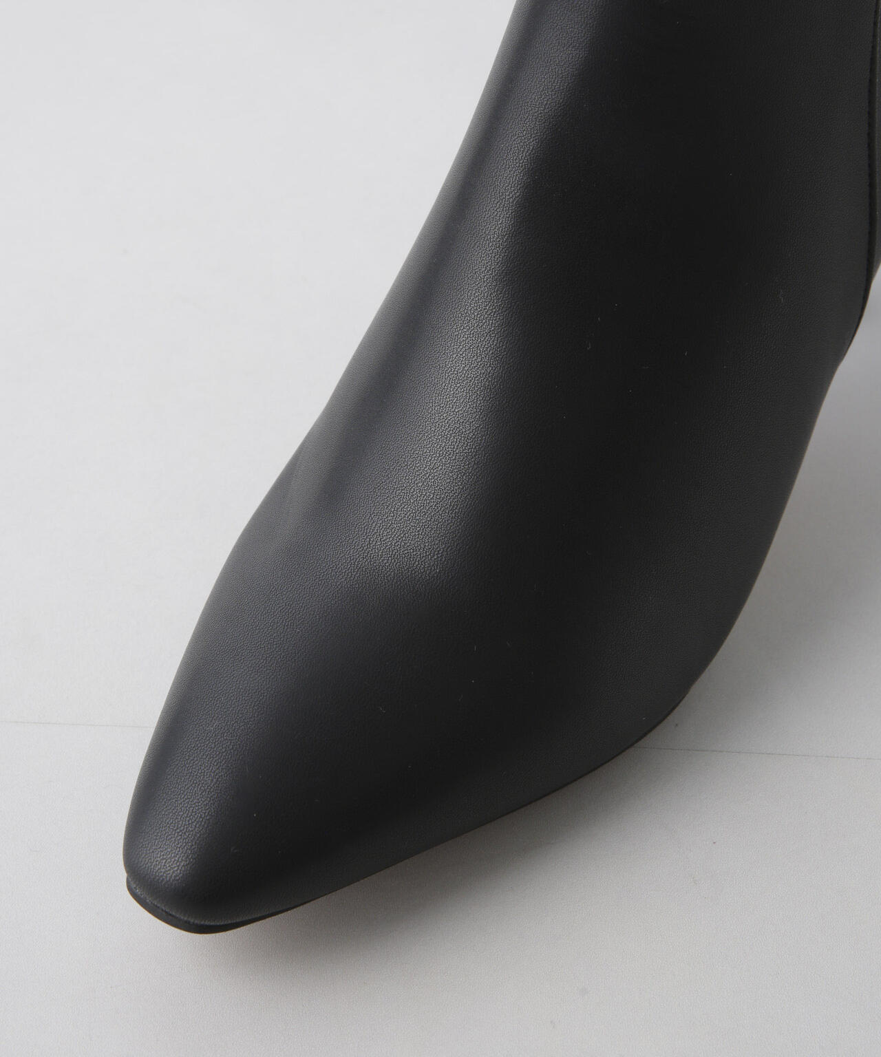 ポインテッドトゥショートブーツ 6694233304