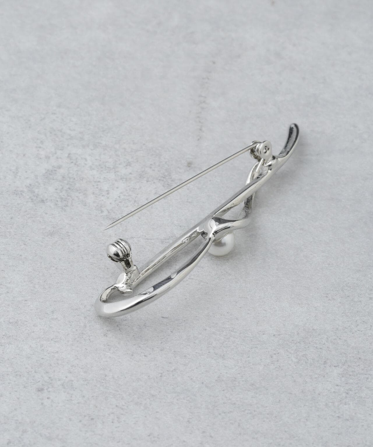 ウェーブ パール ブローチ