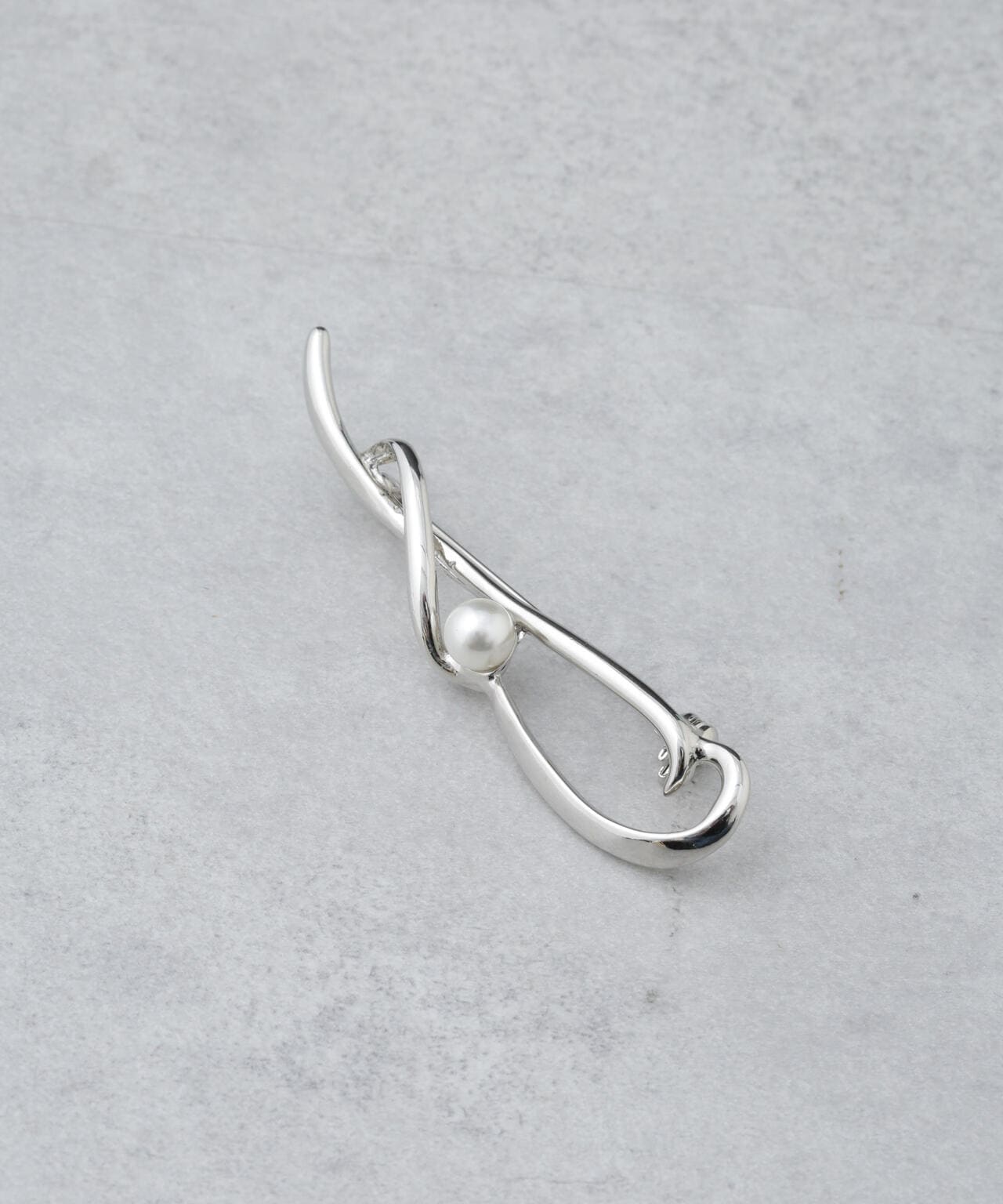 ウェーブ パール ブローチ