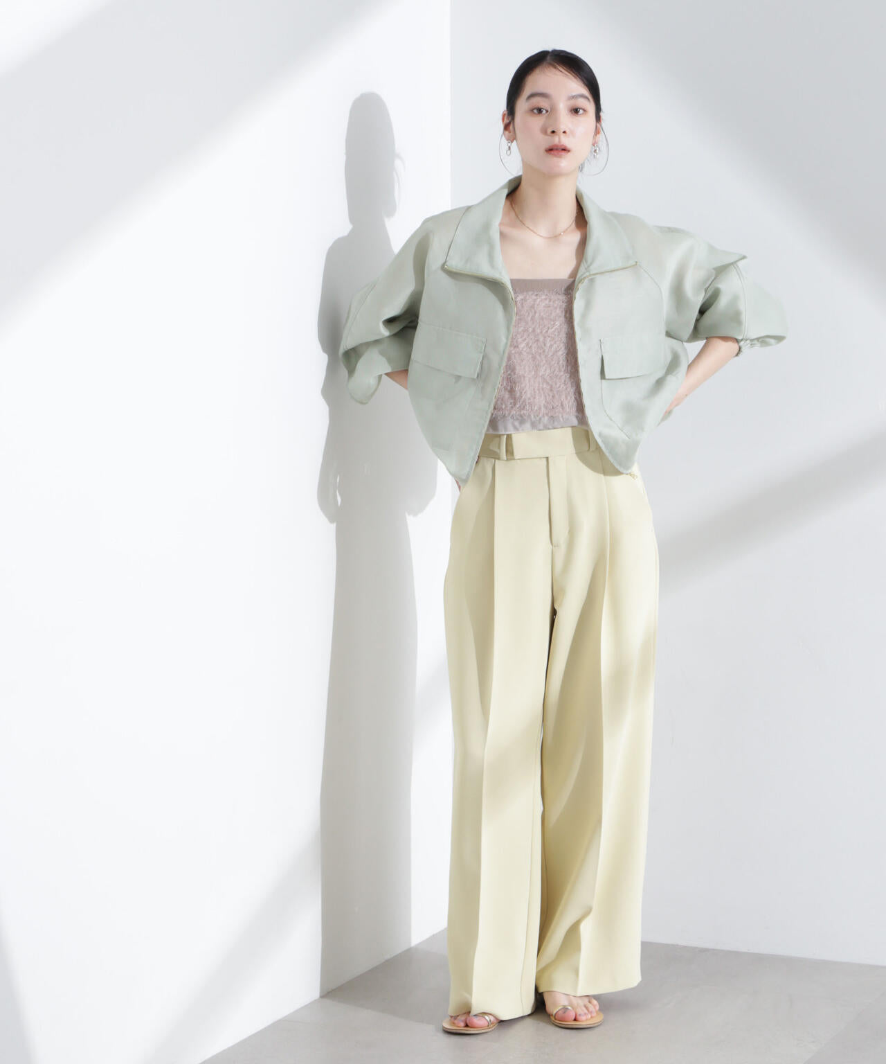 【希少品】ジバンシー　リバーシブル　ブルゾン　オーバーサイズ onelit レディース クロップド オーバーサイズ ハーフジップ