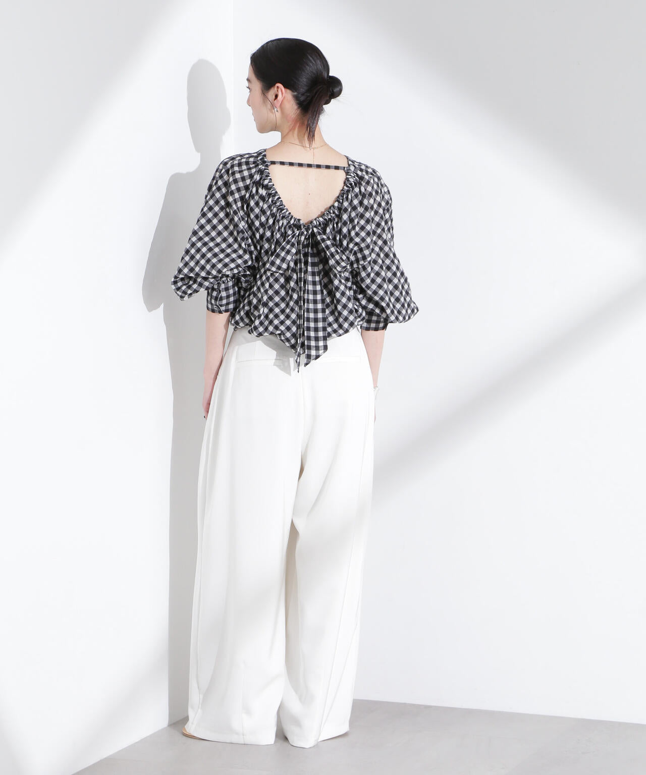 シアーチェックバックオープンバルーンブラウス 6695120314
