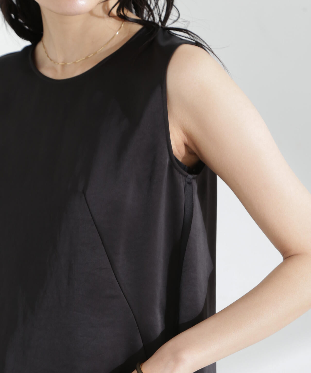 ダブルサテンノースリーブトップス 6695121312