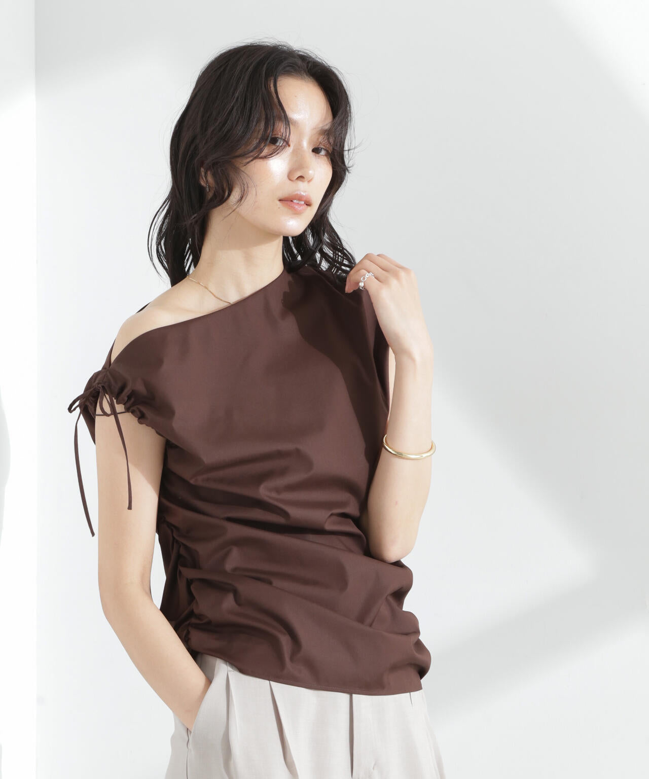 3color 】カットアウトサイドシャーリングアシンメトリー