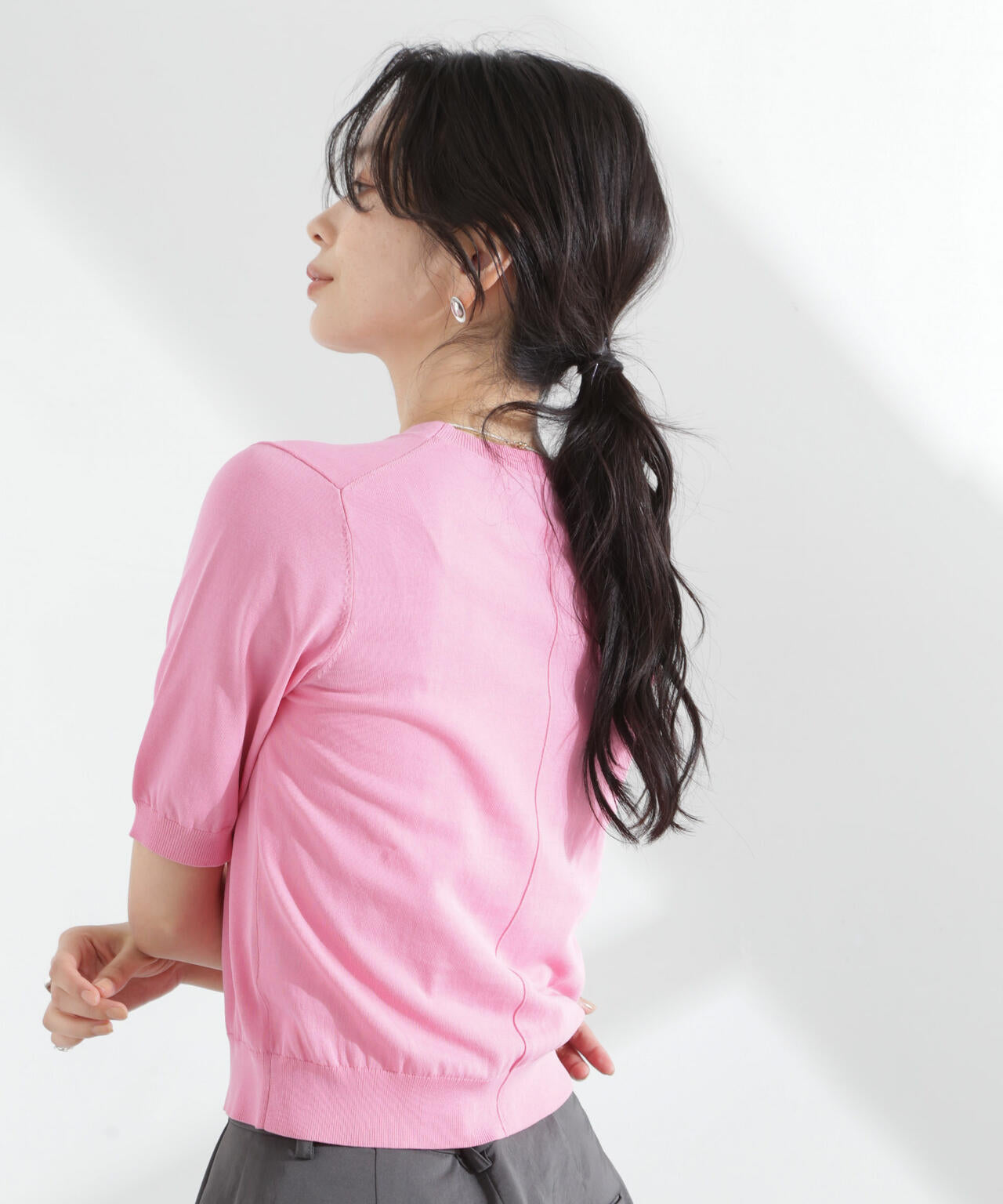 TEKNICO GIZAコットンVネックコンパクトニット 6695122313