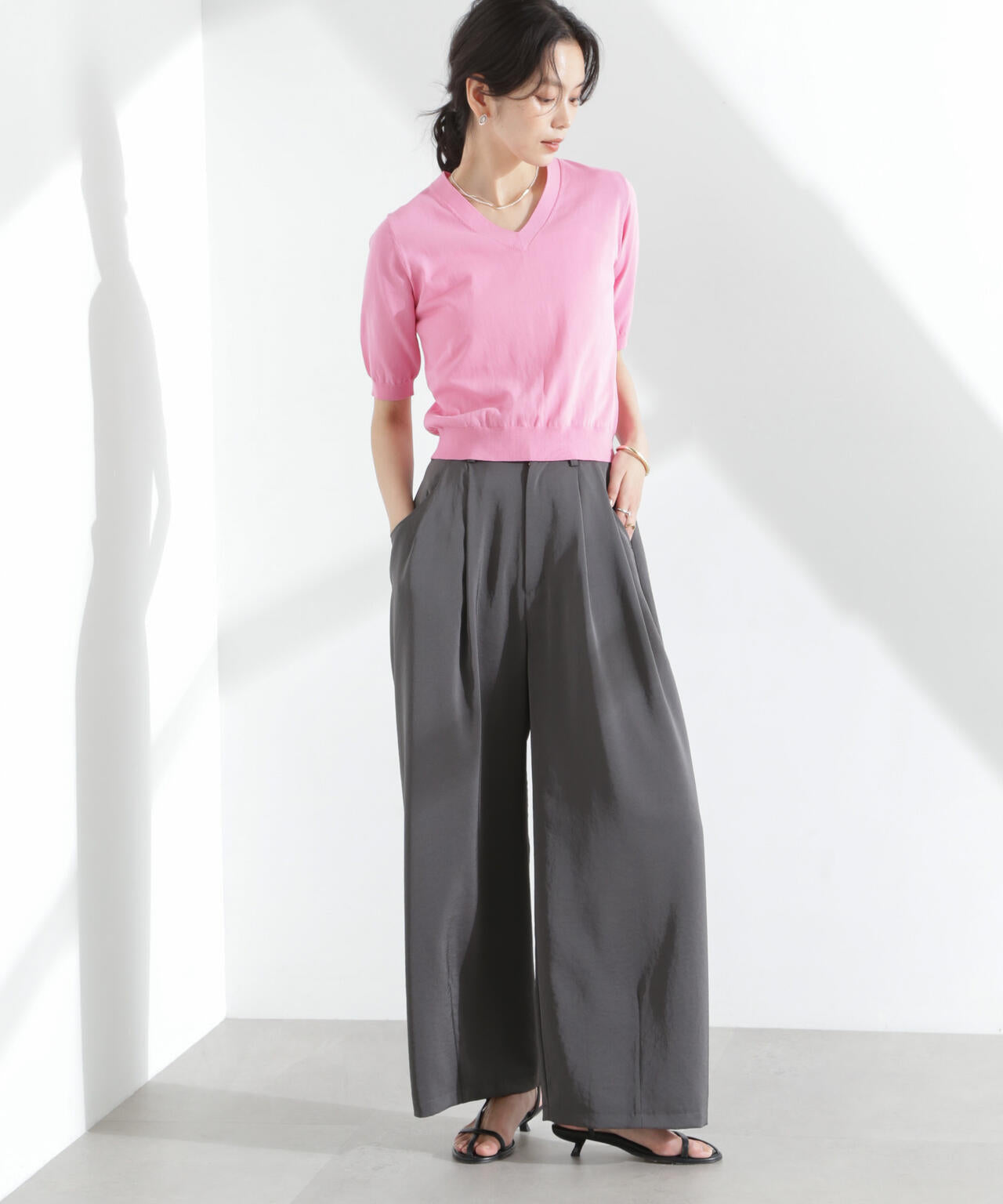 TEKNICO GIZAコットンVネックコンパクトニット 6695122313