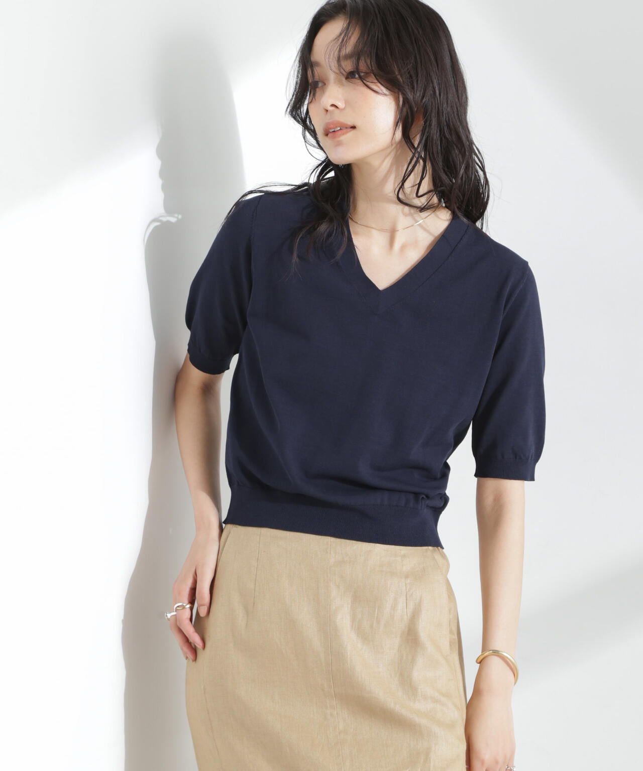 TEKNICO GIZAコットンVネックコンパクトニット 6695122313