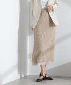 ライトベージュ