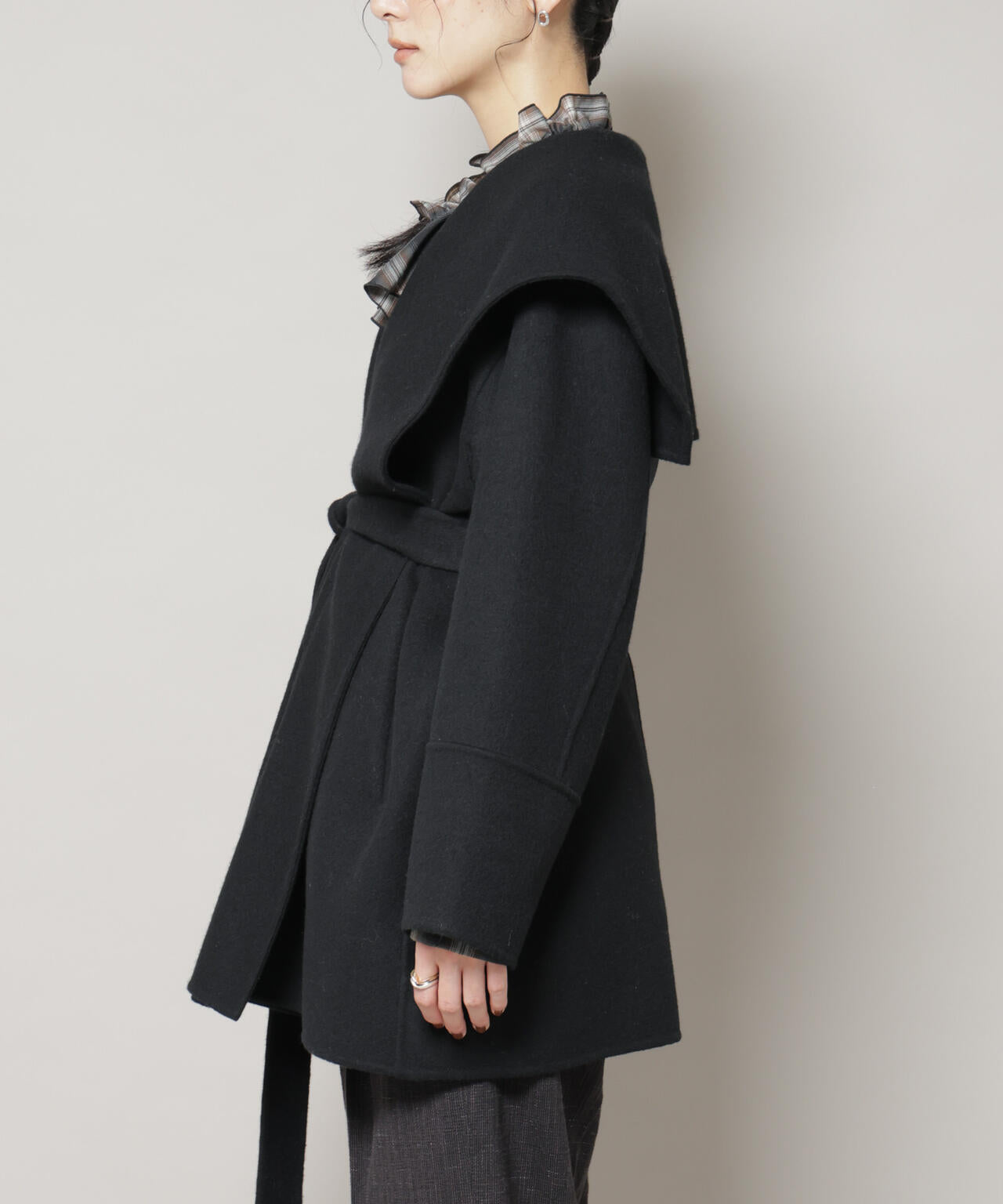 (♡ Annie Hole専用♡)グッチ パールボタン メルトンコート42美品♥️ SUPER110blend リバー ショール ミディコート