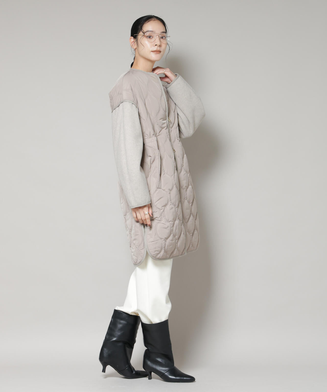 異素材コンビキルティングノーカラーコート 6695211305