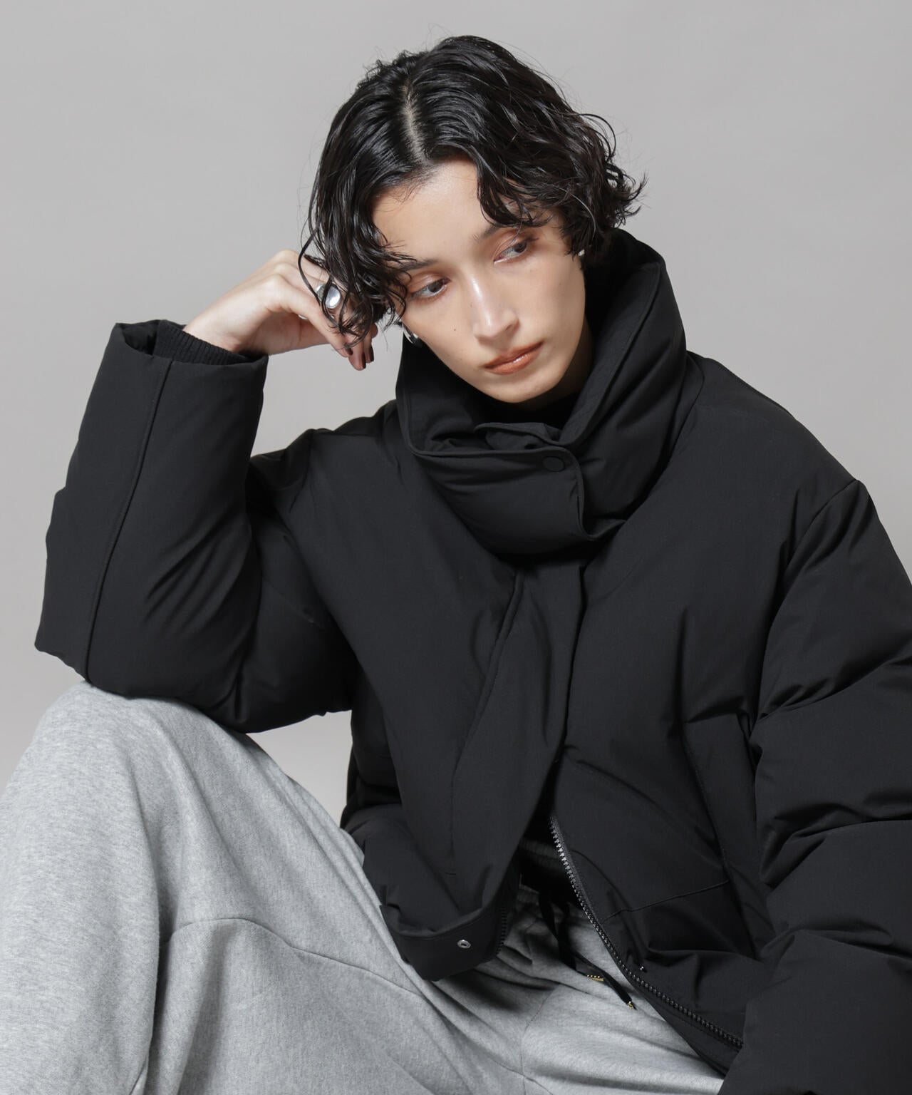 「西川ダウン(R)」ソロテックスショートダウン