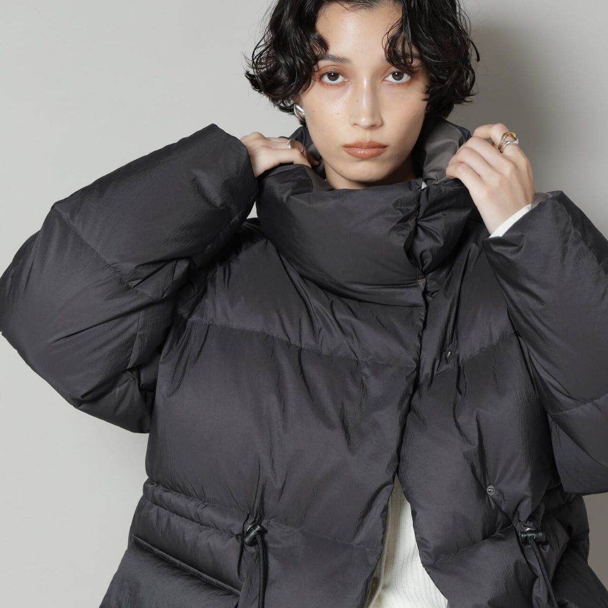 西川ダウン ナノユニバース ノーカラーダウンジャケット nano universe ナノユニバース NUC82DWW009TS ネイビー 西川ダウン