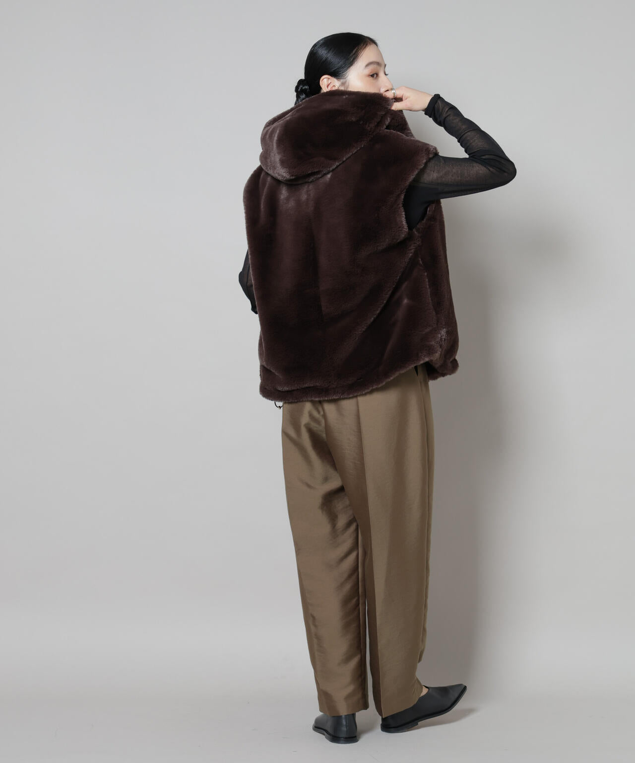 フェイクファーフードベスト 6695216305