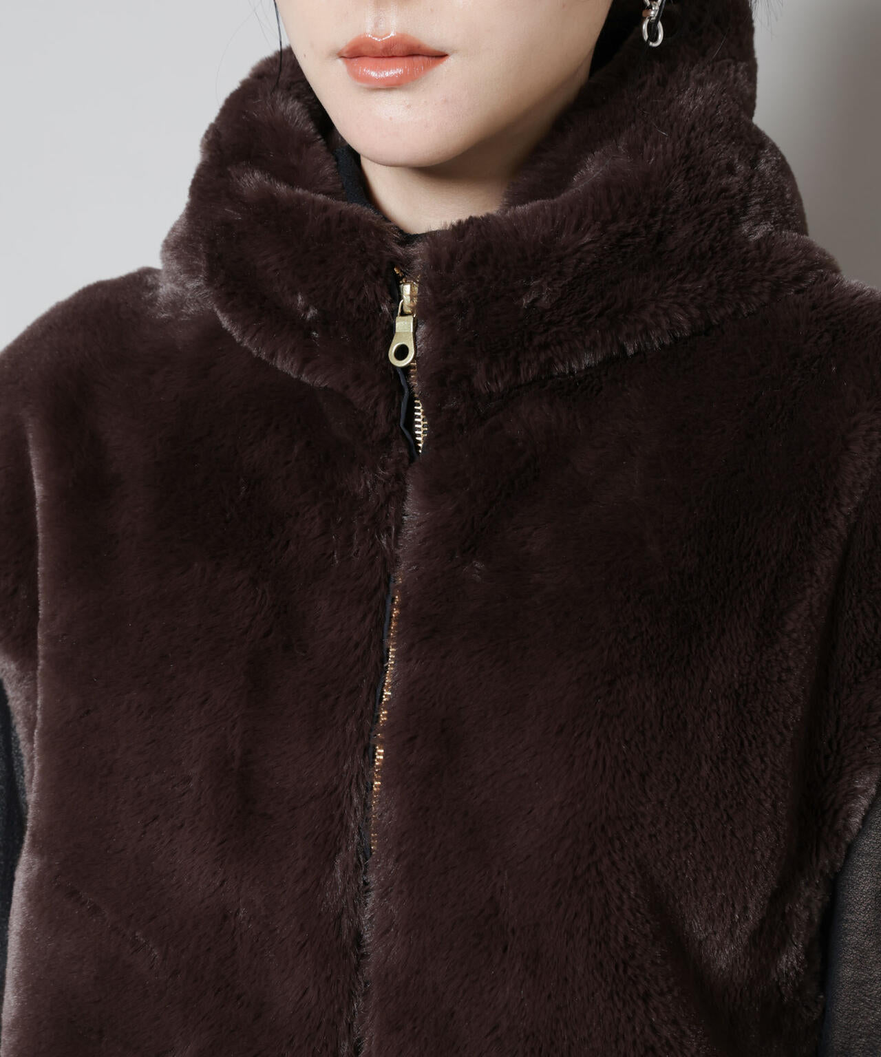 フェイクファーフードベスト 6695216305