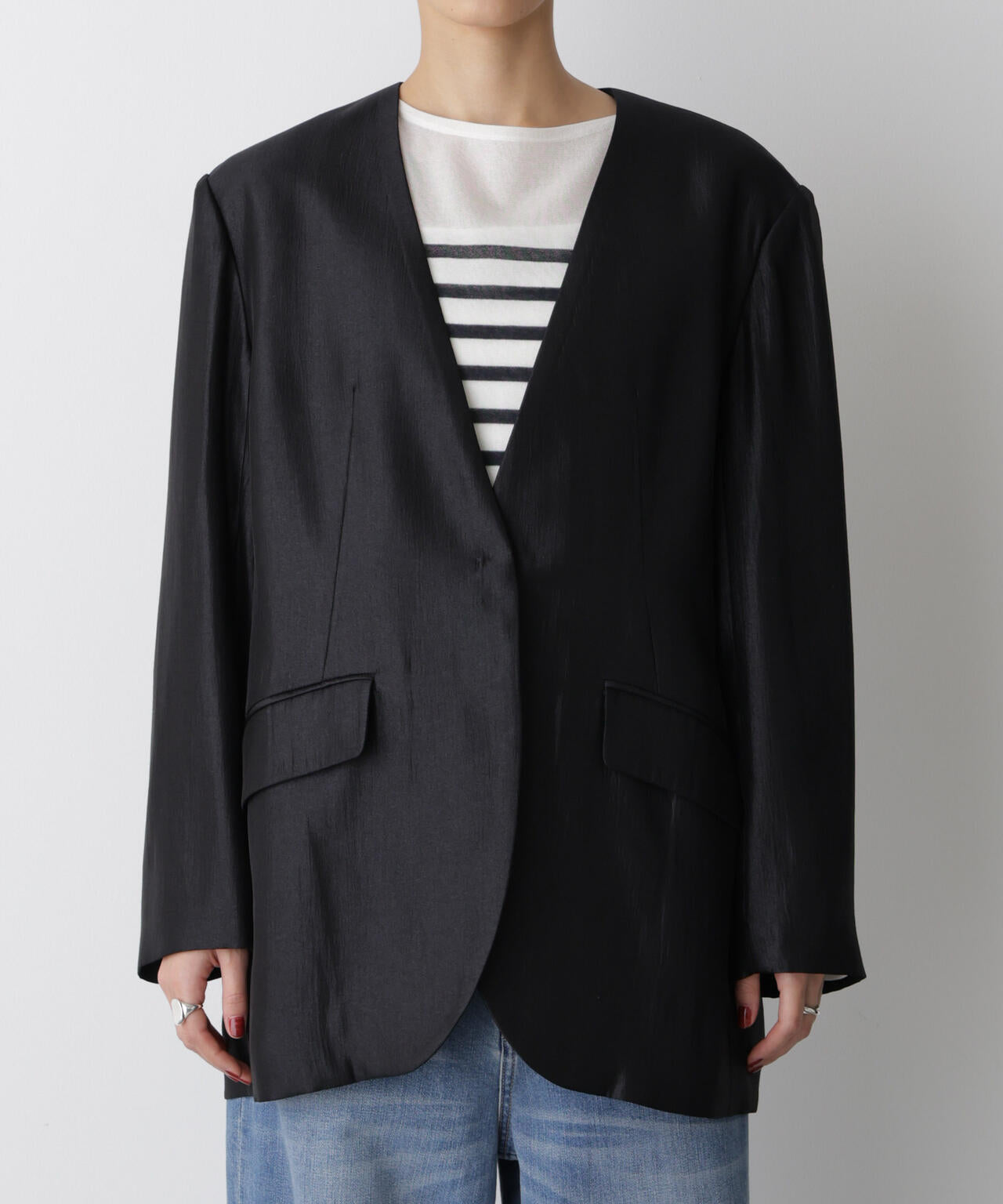 【ヴァレンティノガラヴァーニ】美品 ラナウール ノーカラージャケット 肩パッド 洗える/吸水速乾/UVカット/接触冷感】ストレッチジョーゼット