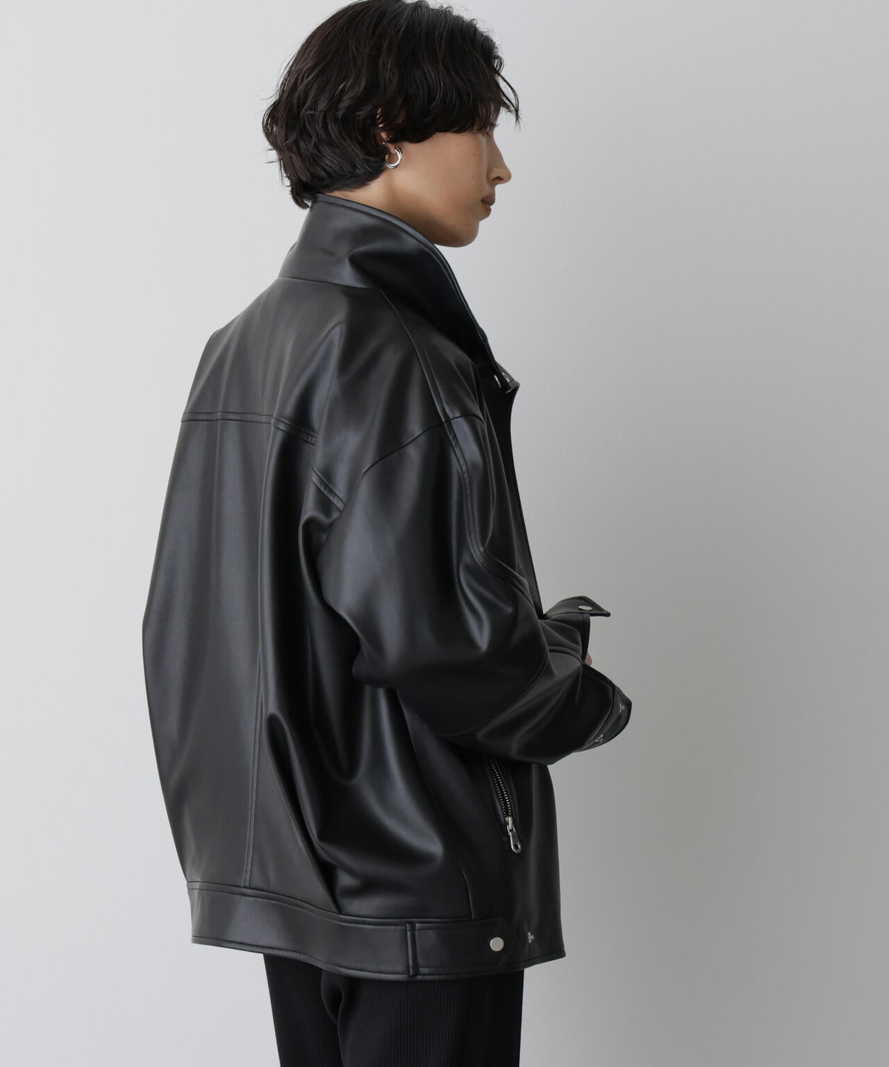 STEVELOUR 」 スタンド フェイク レザー ジップ ブルゾン