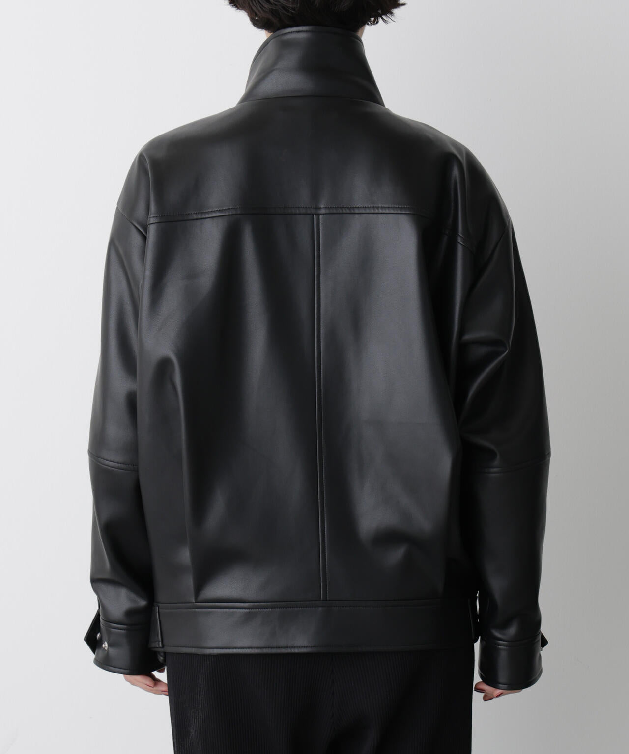 「STEVELOUR」スタンドフェイクレザージップブルゾン 6695216311