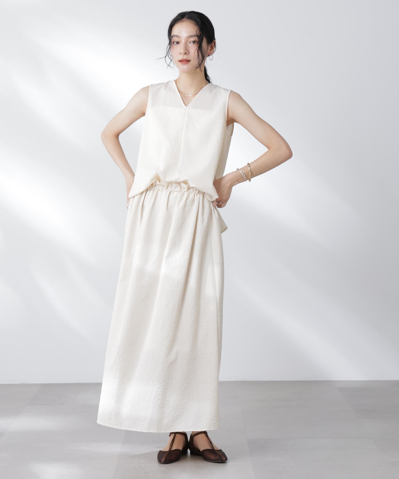 セットアップ カシュクール ブラウス＋スカート 4色 韓国 SANGO Official Online Store / カシュクールブラウスラップ風