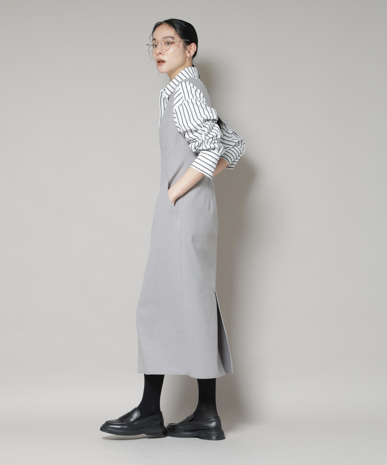 ニードルジャージーVネックワンピース 6695219320