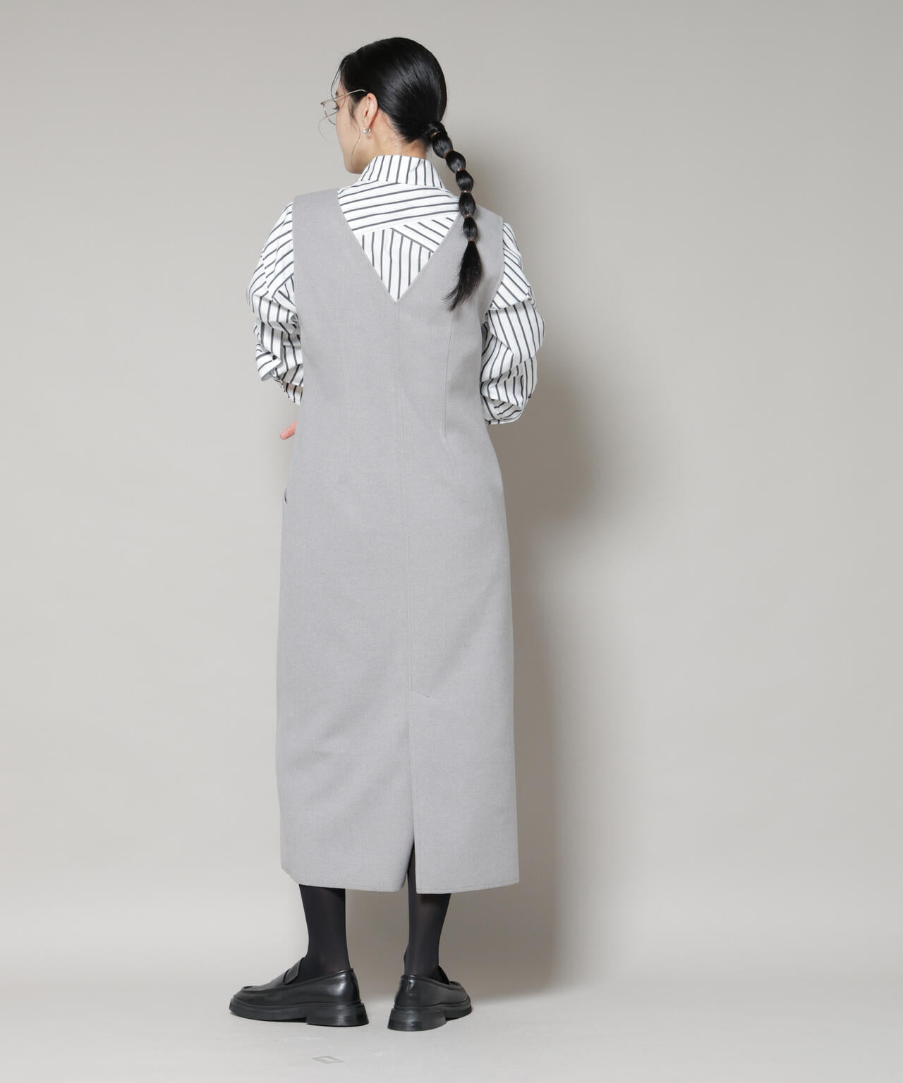 ニードルジャージーVネックワンピース 6695219320