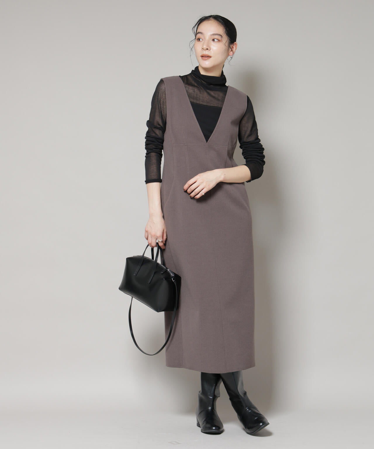 ニードルジャージーVネックワンピース 6695219320