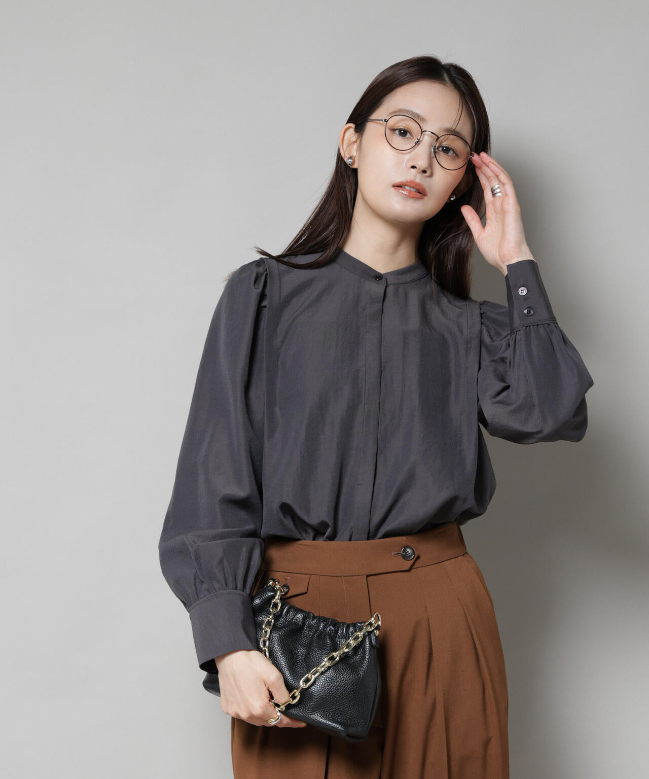 ショルダーギャザーブラウス 6695220307