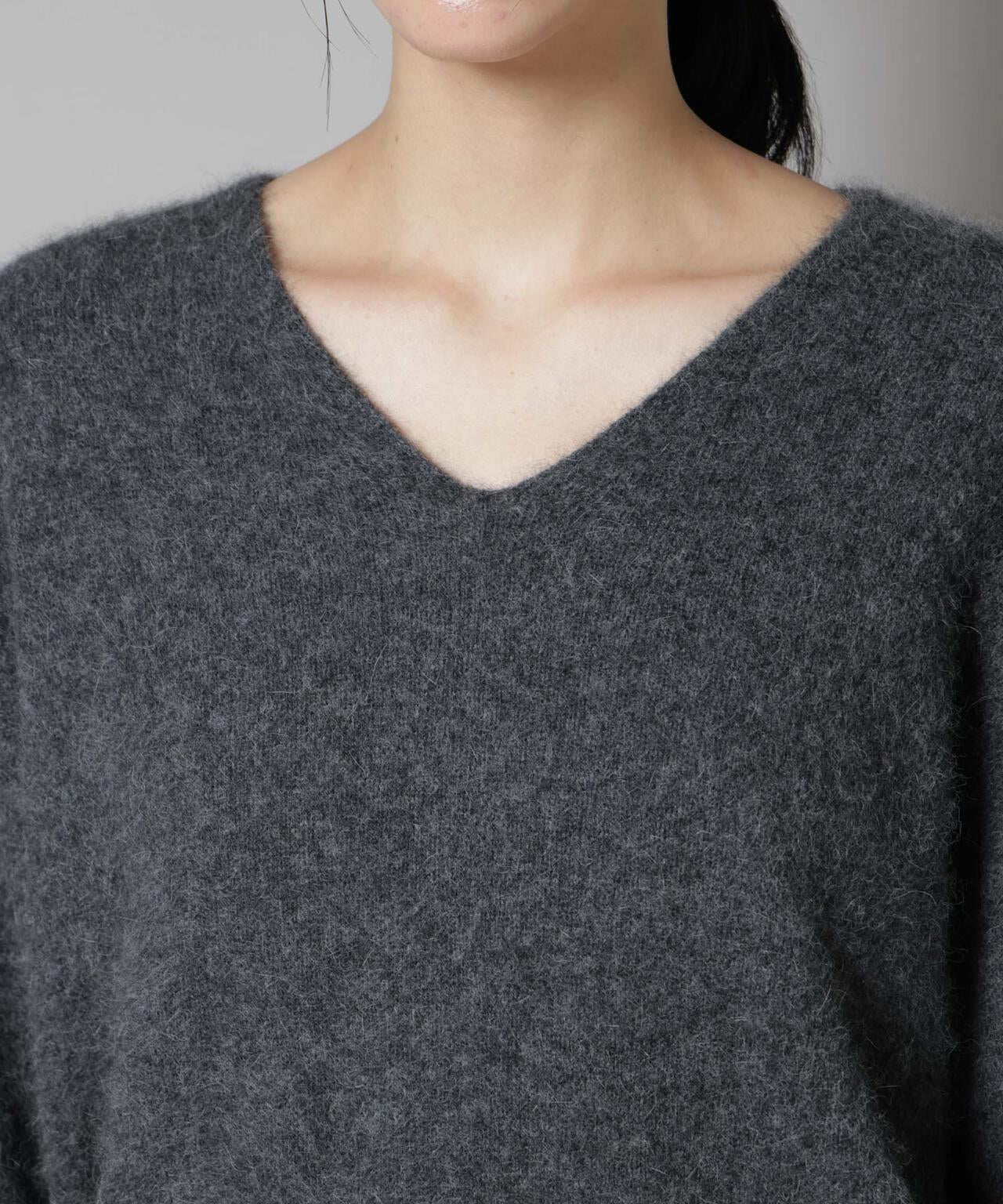 ウォッシャブルフォックスVネックニットプルオーバー 6695222308