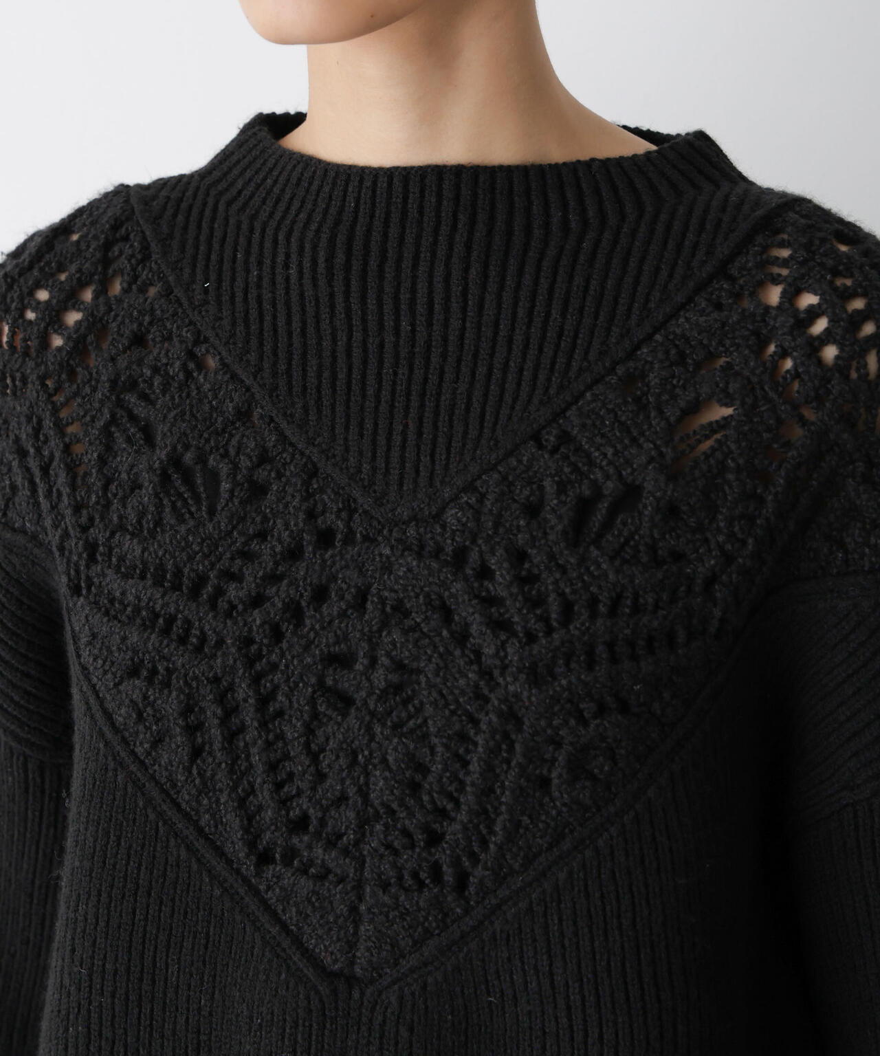 「STEVELOUR」レースモチーフフレア袖ニット 6695222329