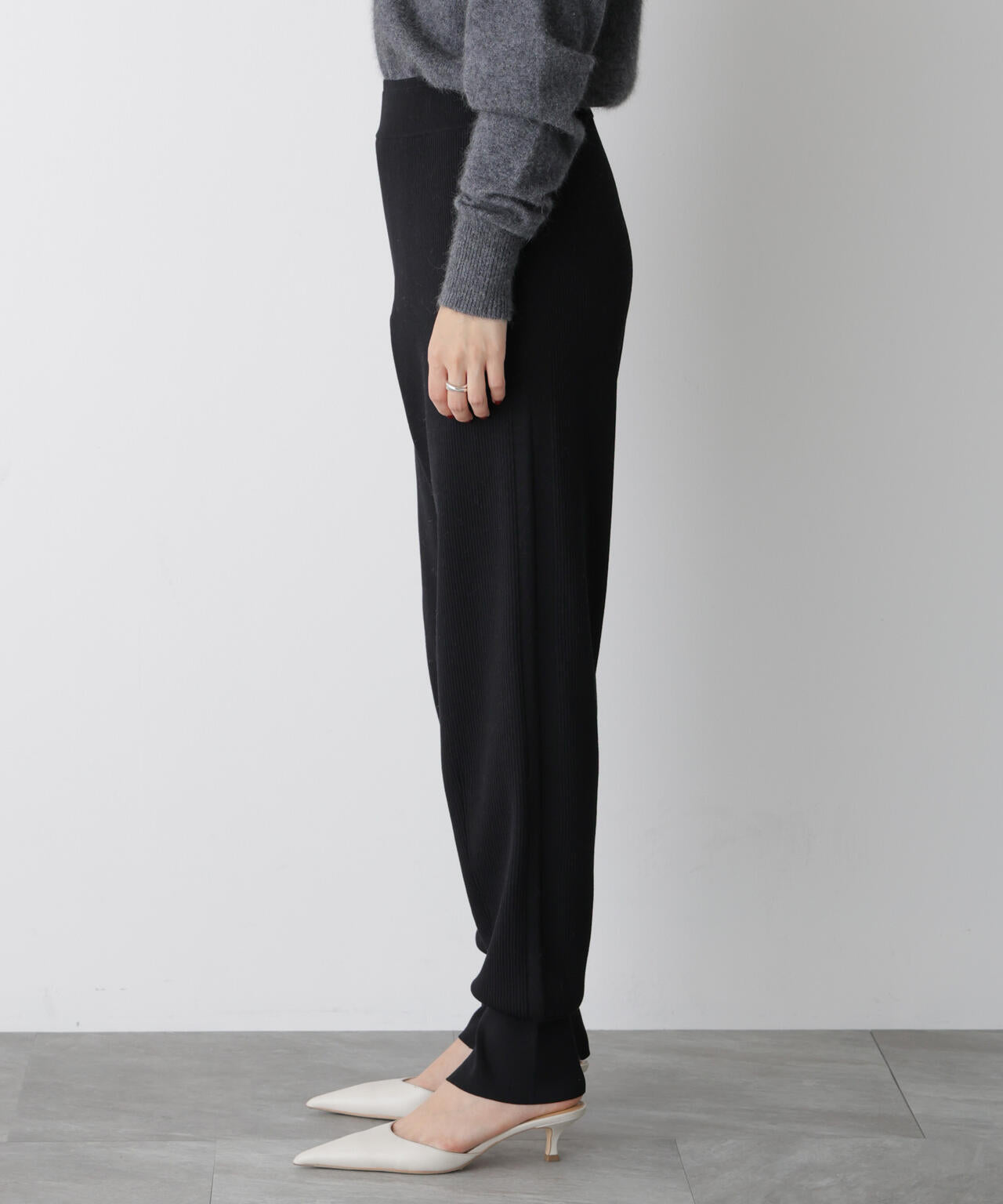 「STEVELOUR」裾リブニットパンツ 6695222332