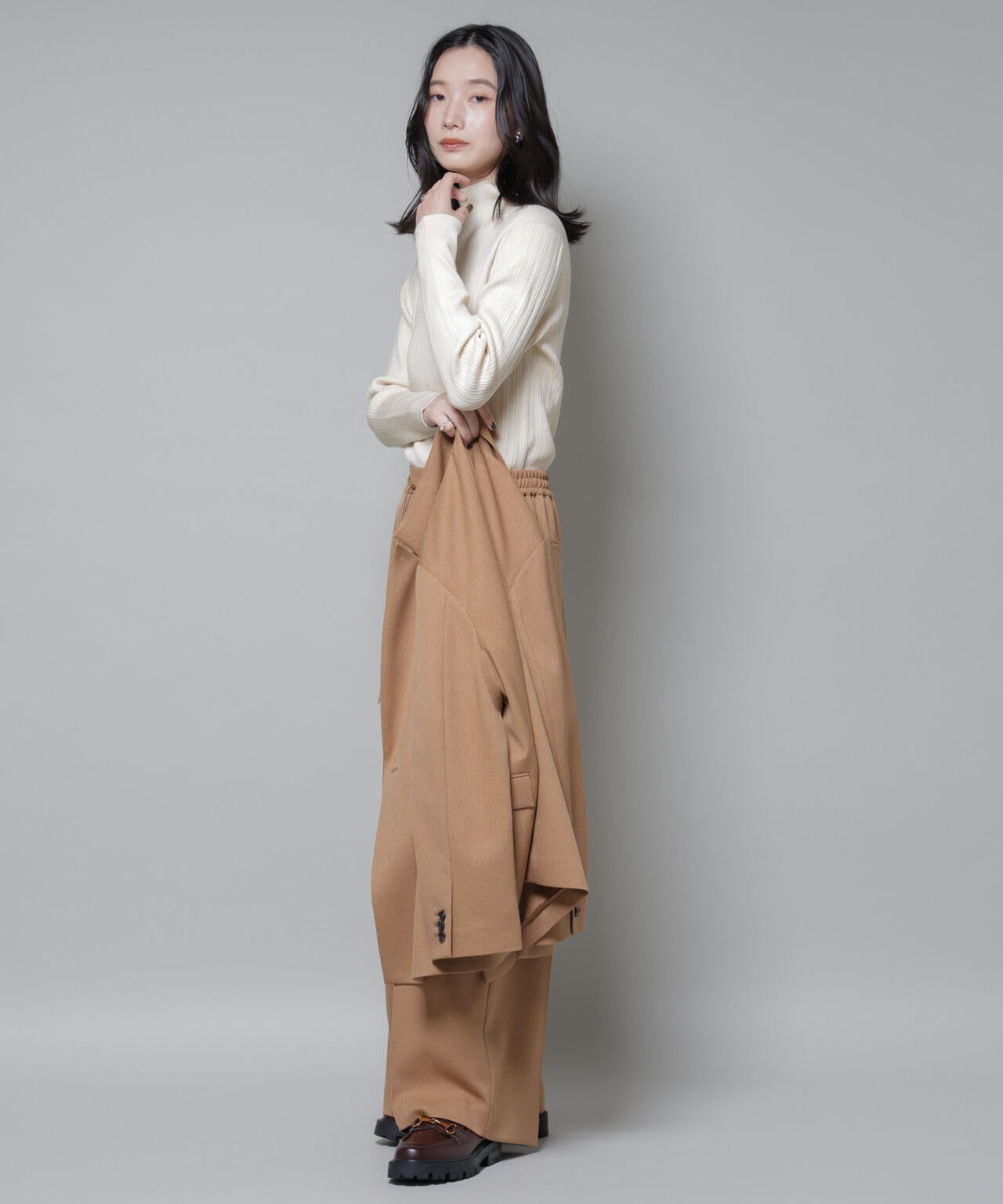 ホホバオイル加工ランダムリブタートルニット 6695222341