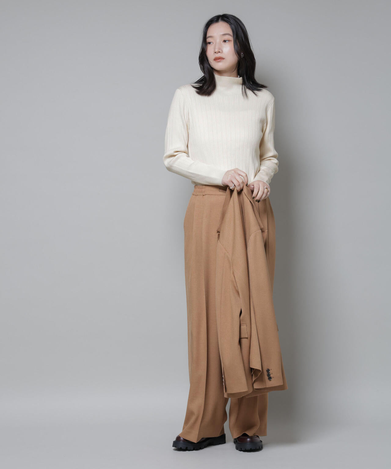 ホホバオイル加工ランダムリブタートルニット 6695222341