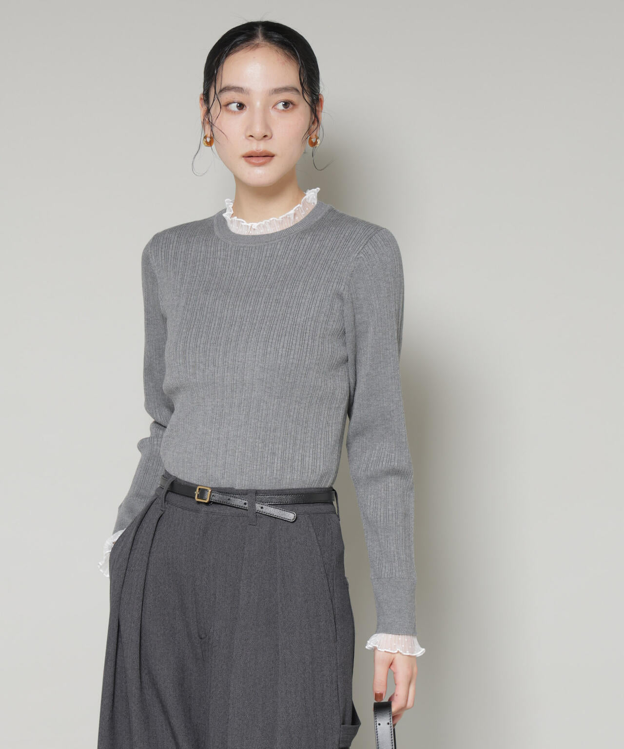 ホホバオイル加工チュールフリル付きランダムリブニット 6695222342