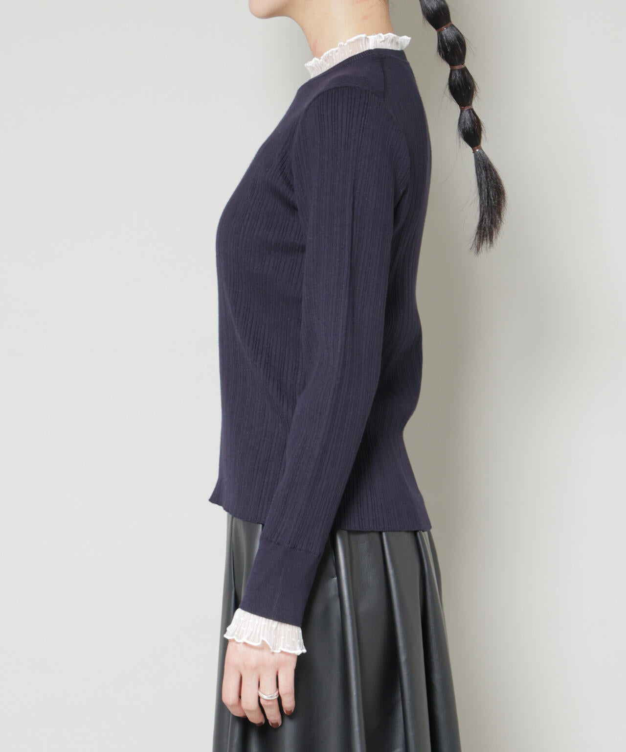 ホホバオイル加工チュールフリル付きランダムリブニット 6695222342