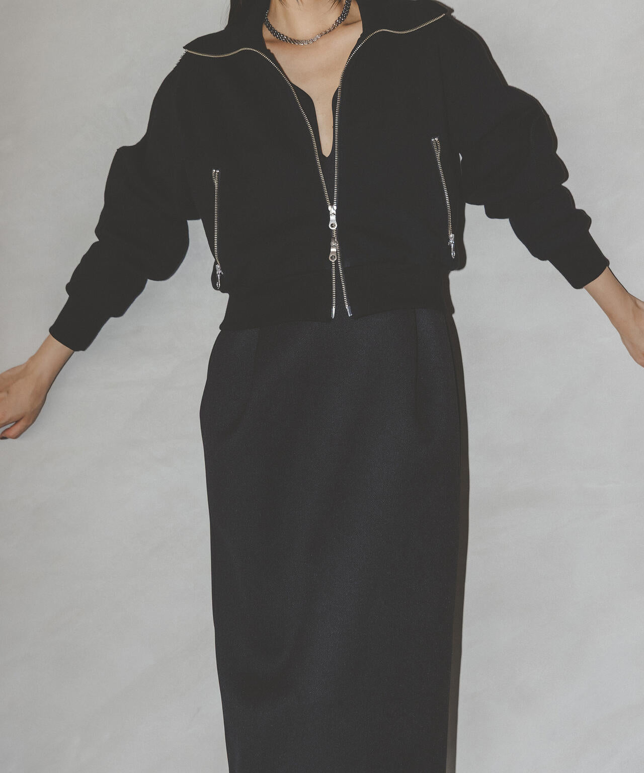 「STEVELOUR」コンパクトダブルジップスウェット 6695223310