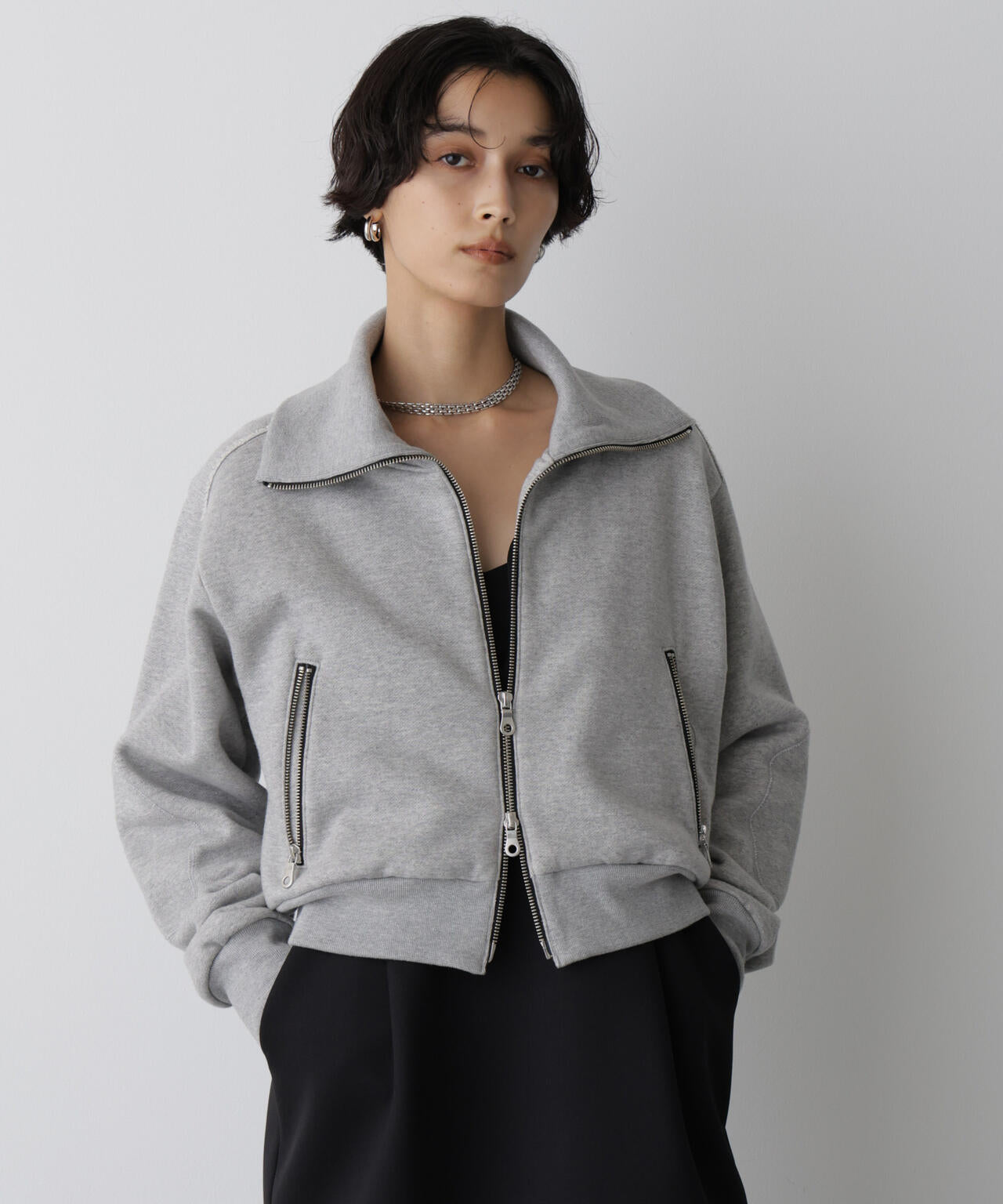 STEVELOUR」コンパクト ダブルジップ スウェット