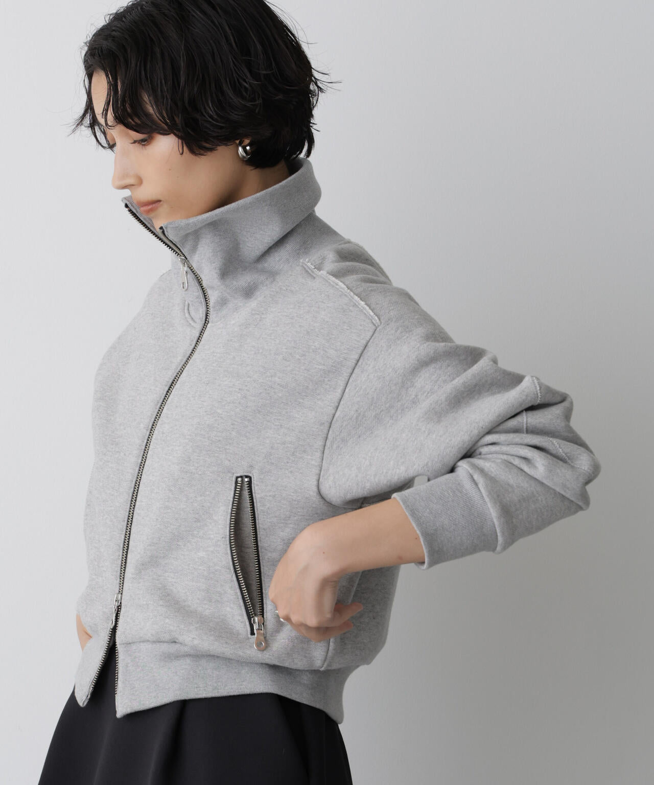 「STEVELOUR」コンパクトダブルジップスウェット 6695223310