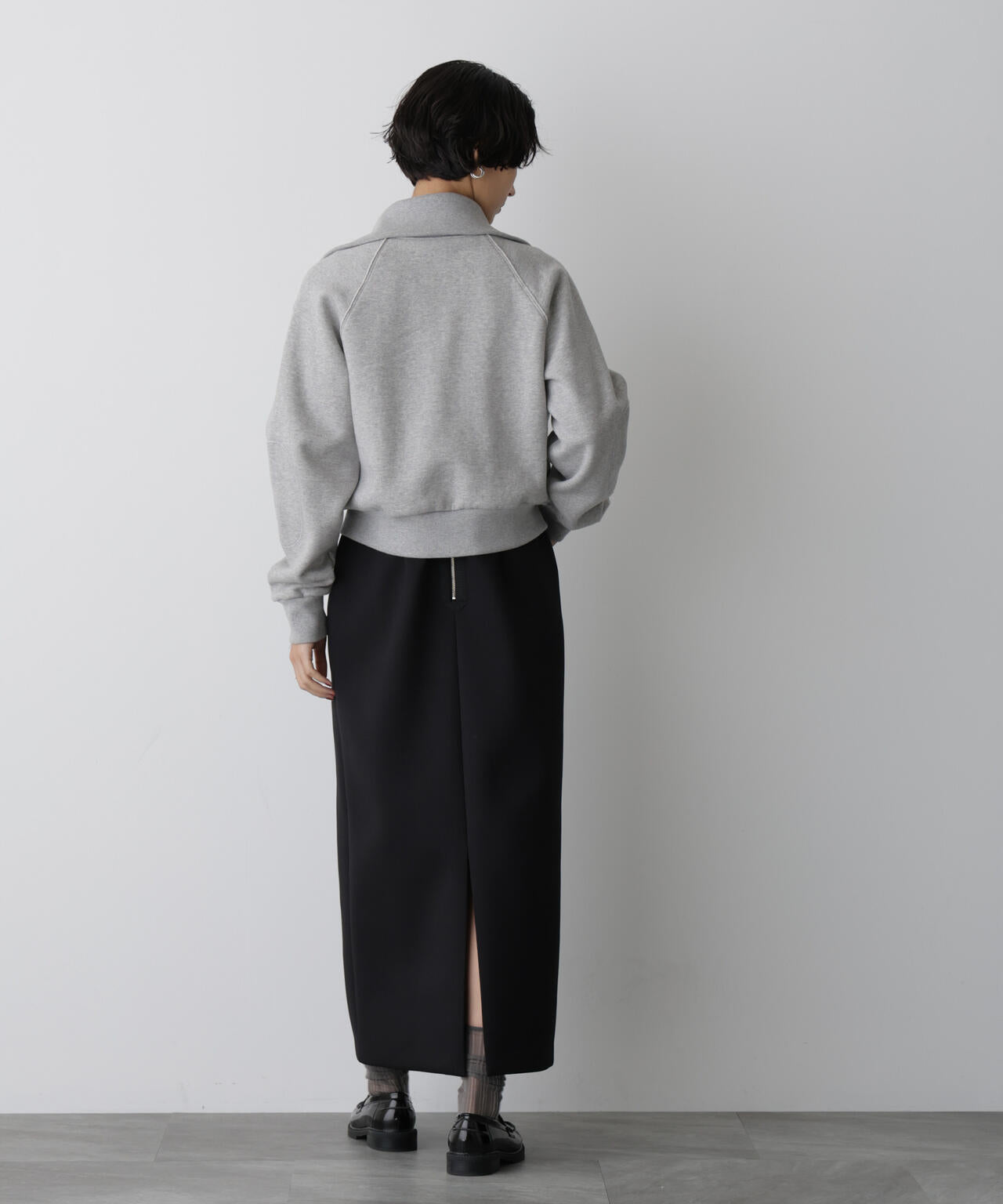 STEVELOUR」コンパクト ダブルジップ スウェット