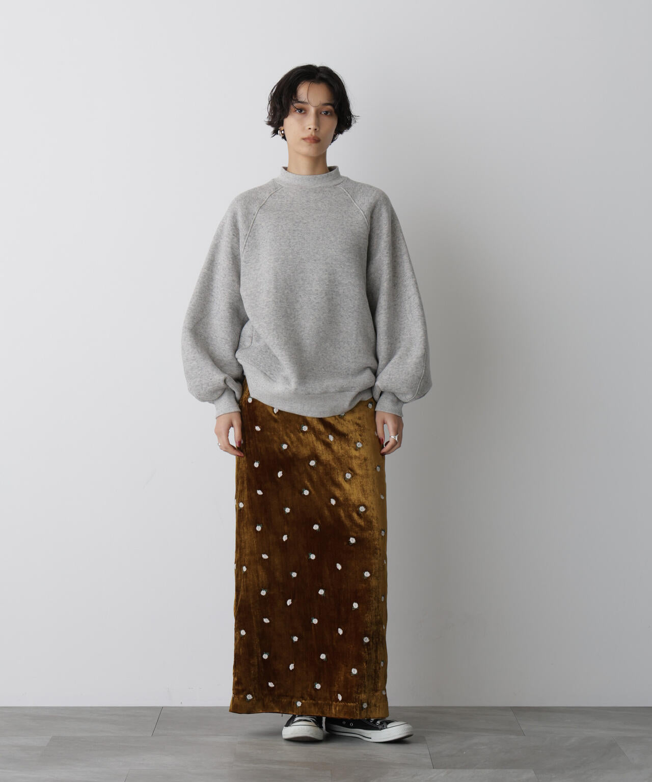 「STEVELOUR」フラッフィースタンドプルオーバー 6695223311