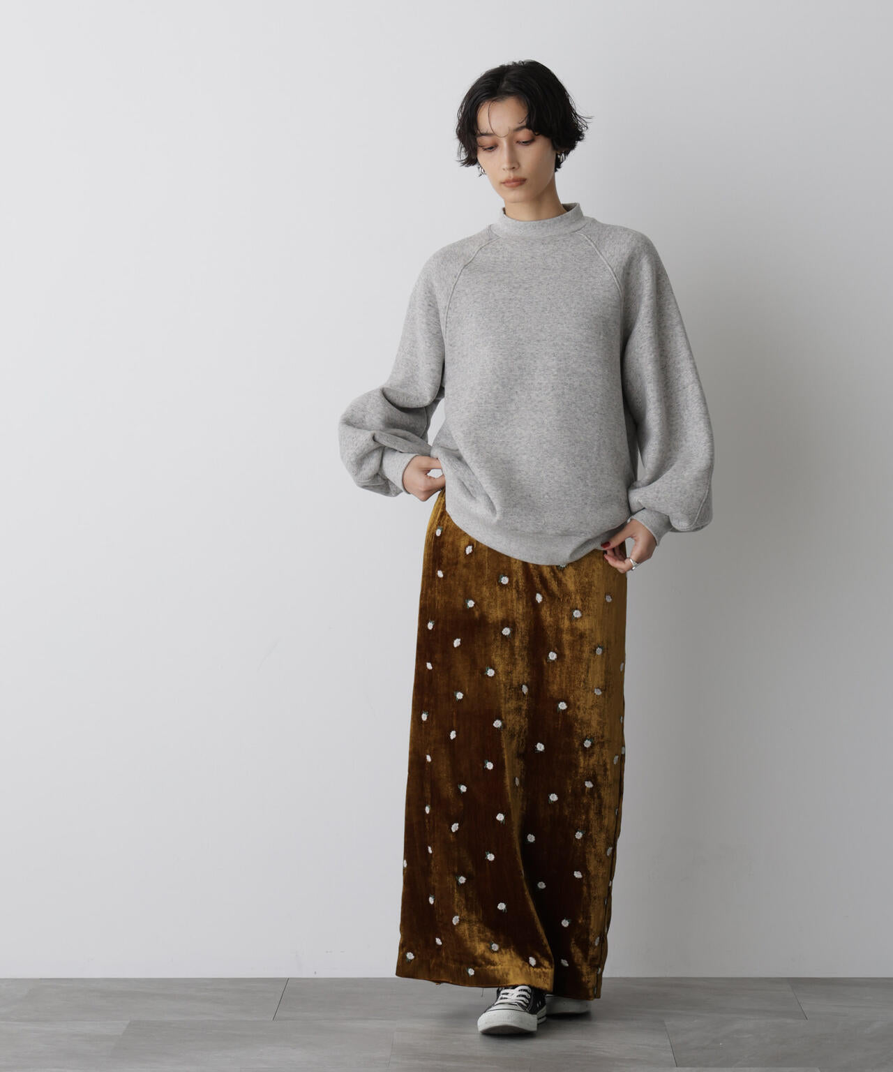 「STEVELOUR」フラッフィースタンドプルオーバー 6695223311