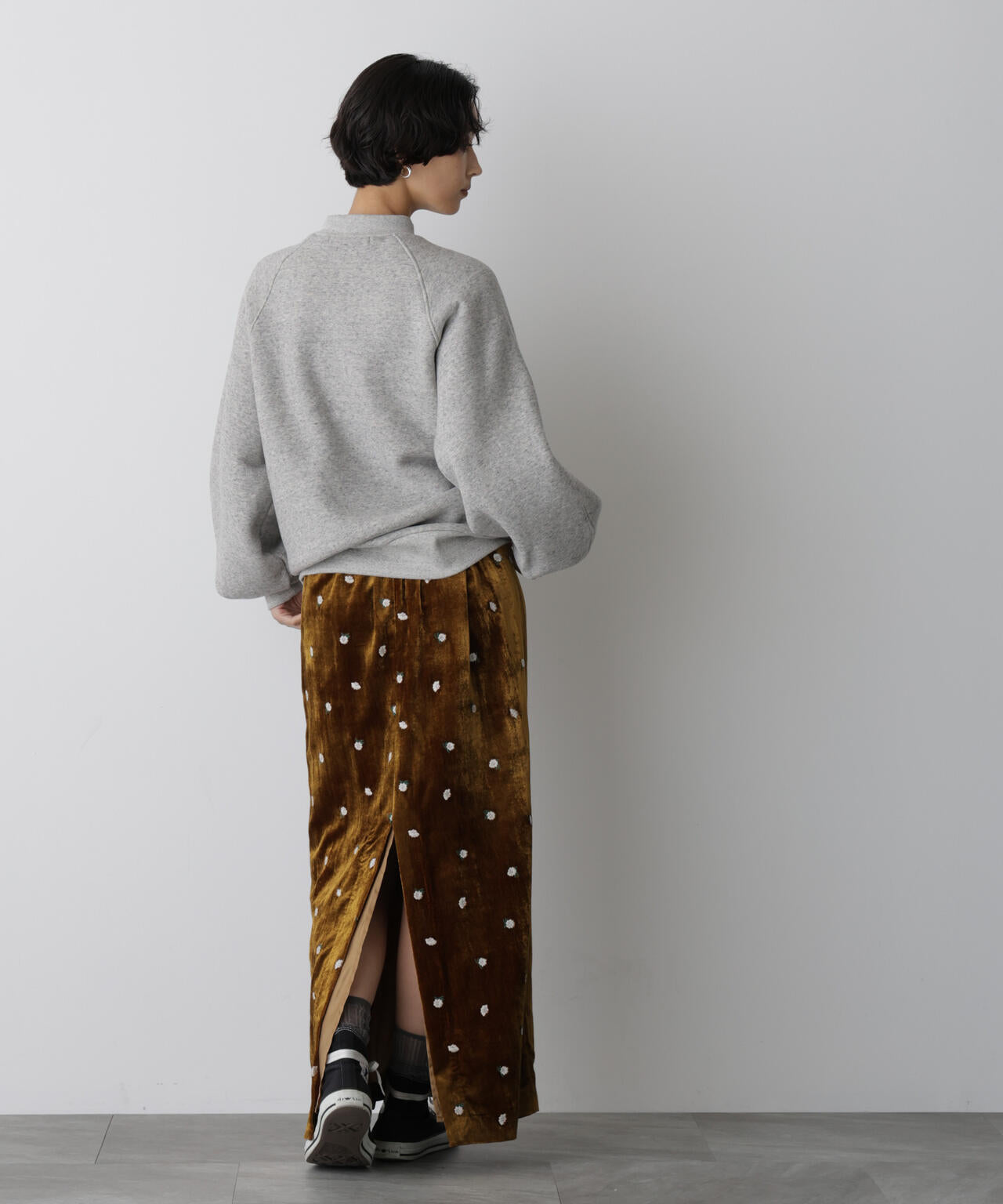 「STEVELOUR」フラッフィースタンドプルオーバー 6695223311