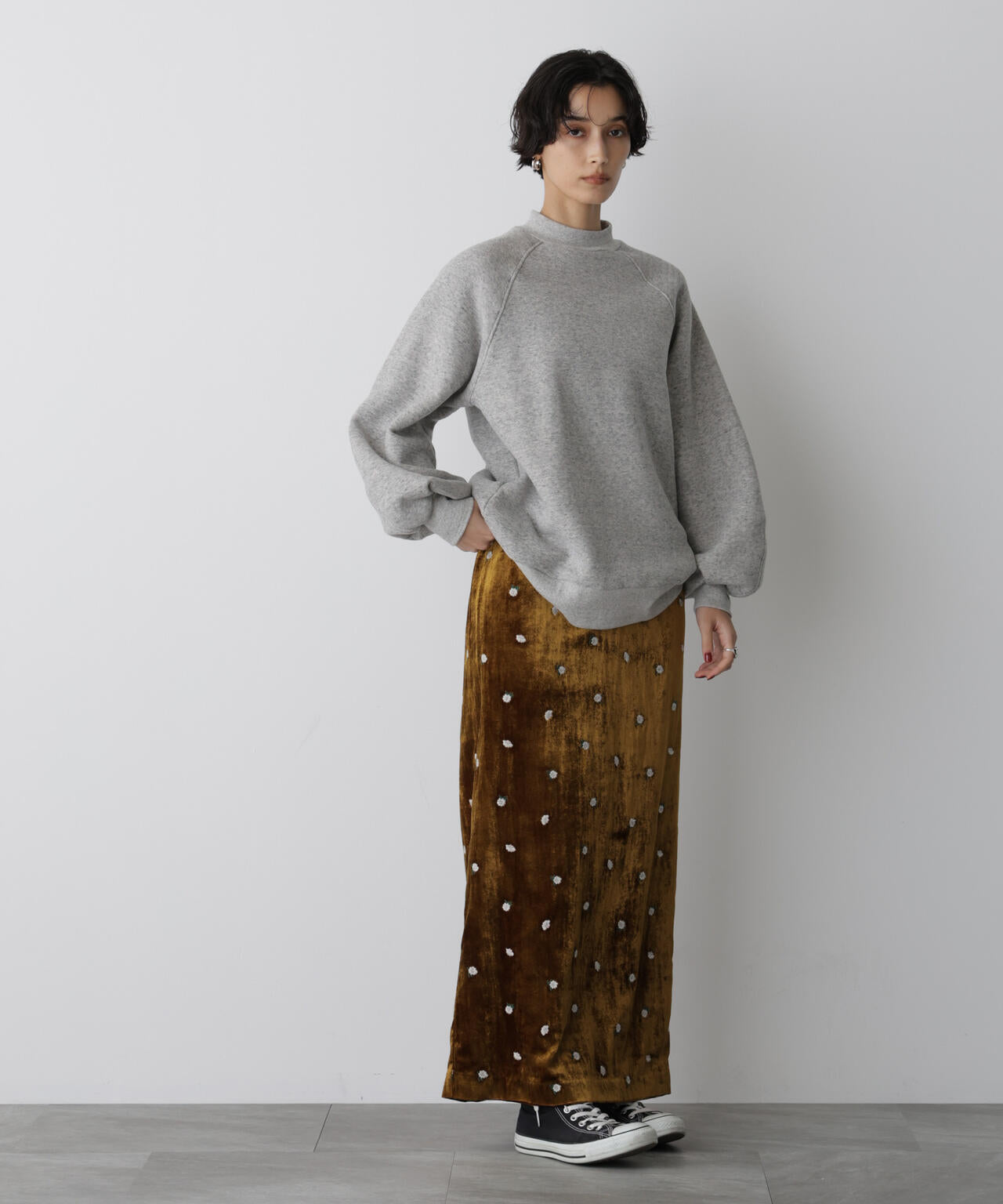 「STEVELOUR」フラッフィースタンドプルオーバー 6695223311