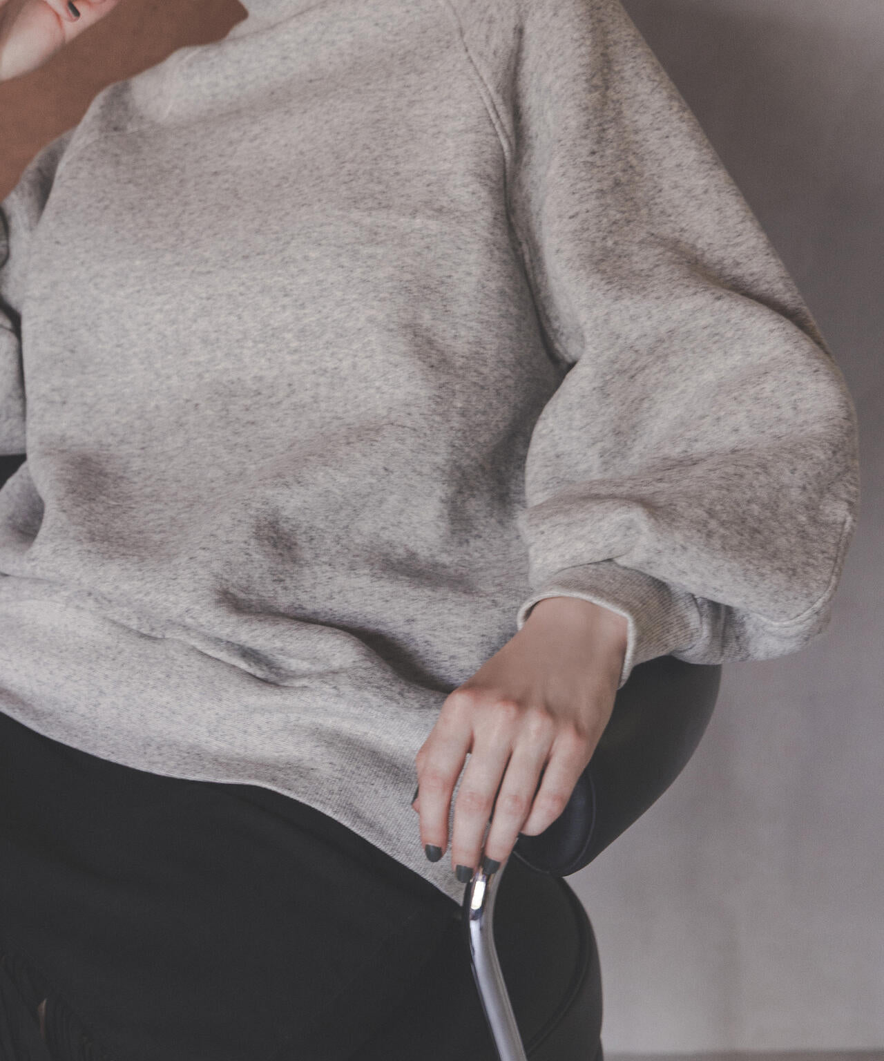 STEVELOUR」フラッフィースタンド プルオーバー