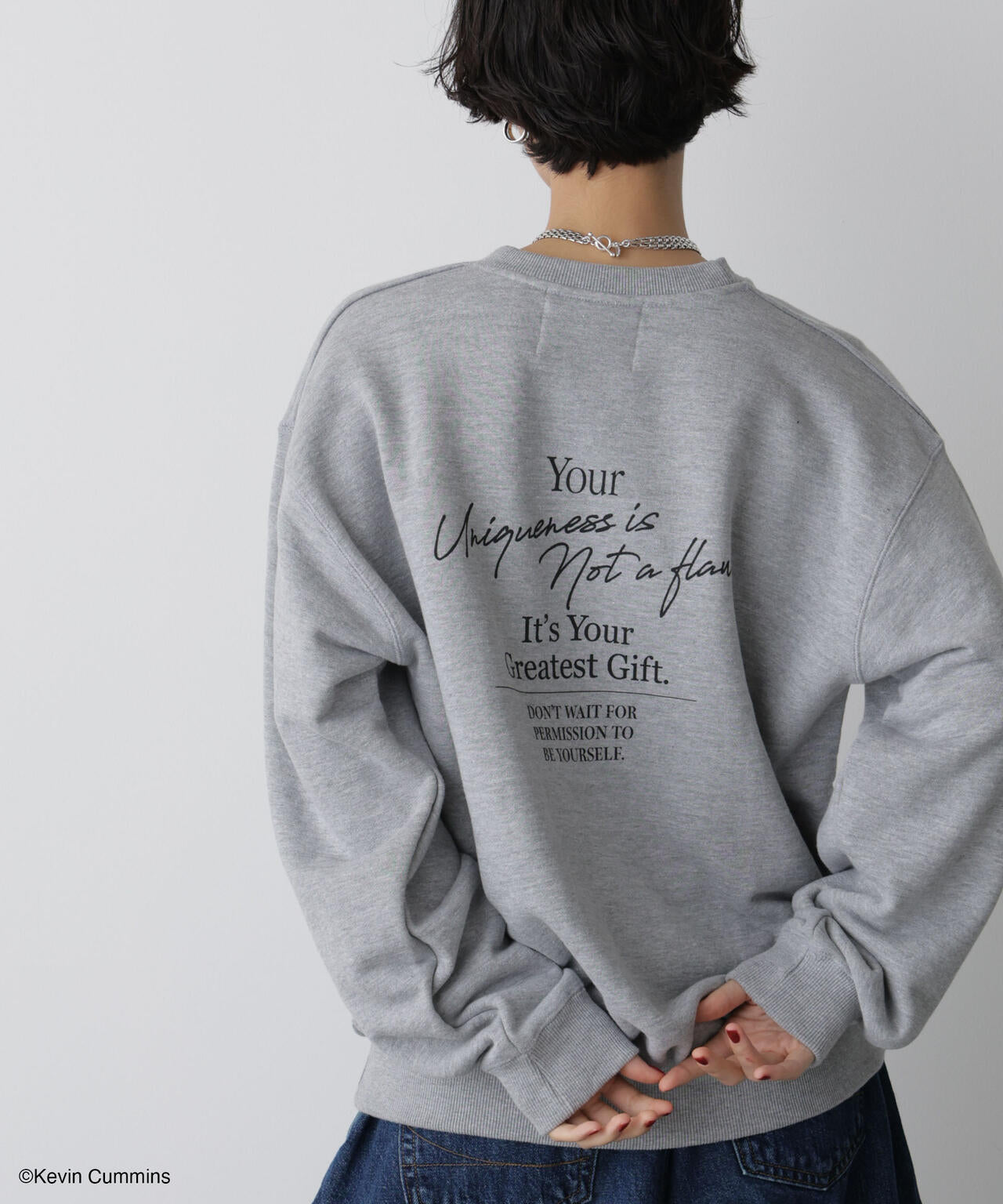 ナノユニバース（NANO universe）/「STEVELOUR」Kevin Cummins×STEVELOURトレーナー STEVELOUR 」 Kevin Cummins × STEVELOUR トレーナー