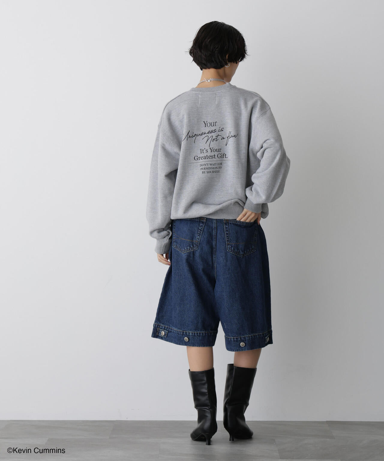 「STEVELOUR」Kevin Cummins×STEVELOURトレーナー 6695223320