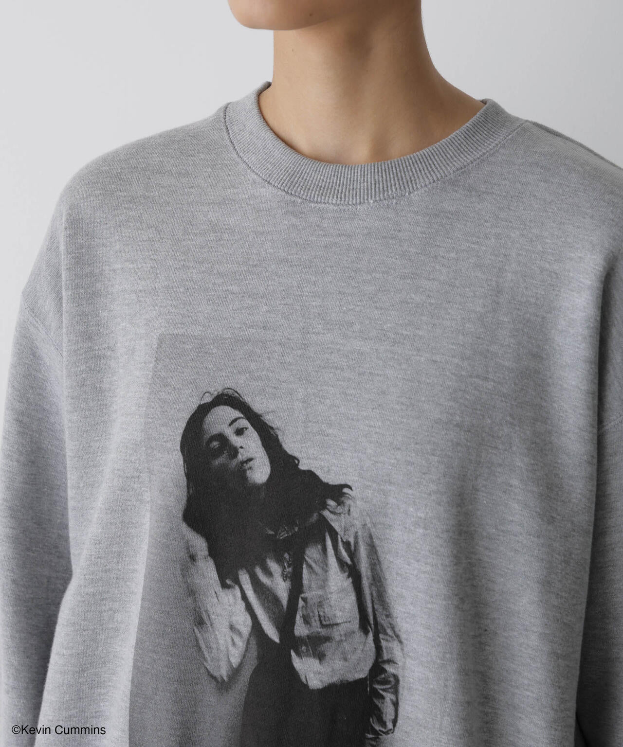 「STEVELOUR」Kevin Cummins×STEVELOURトレーナー 6695223320