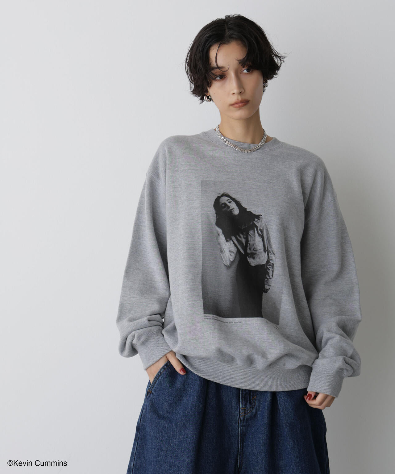 「STEVELOUR」Kevin Cummins×STEVELOURトレーナー